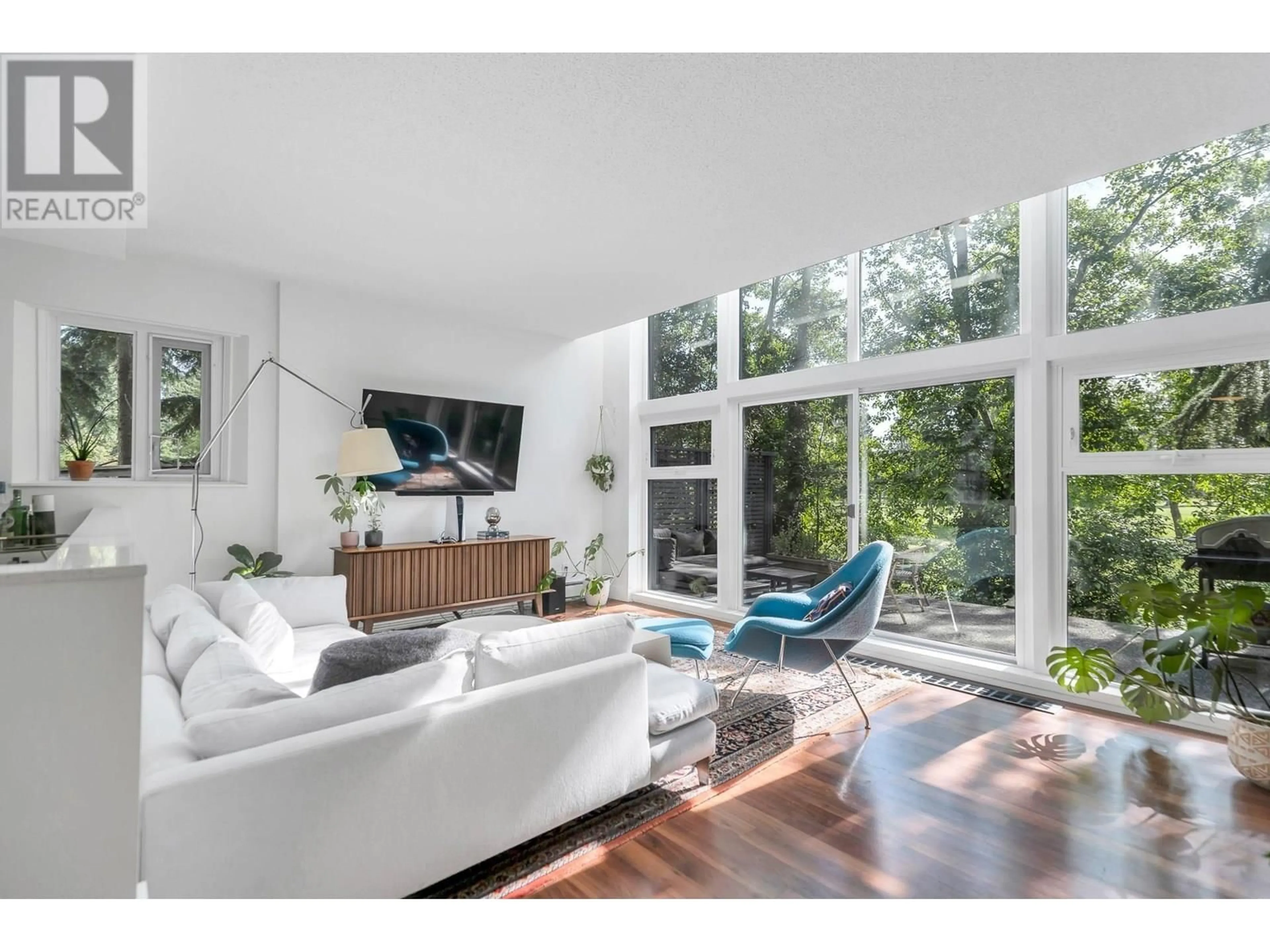 Living room with furniture, unknown for 111 - 1350 VIEW CRESCENT, Delta British Columbia V4L2K3