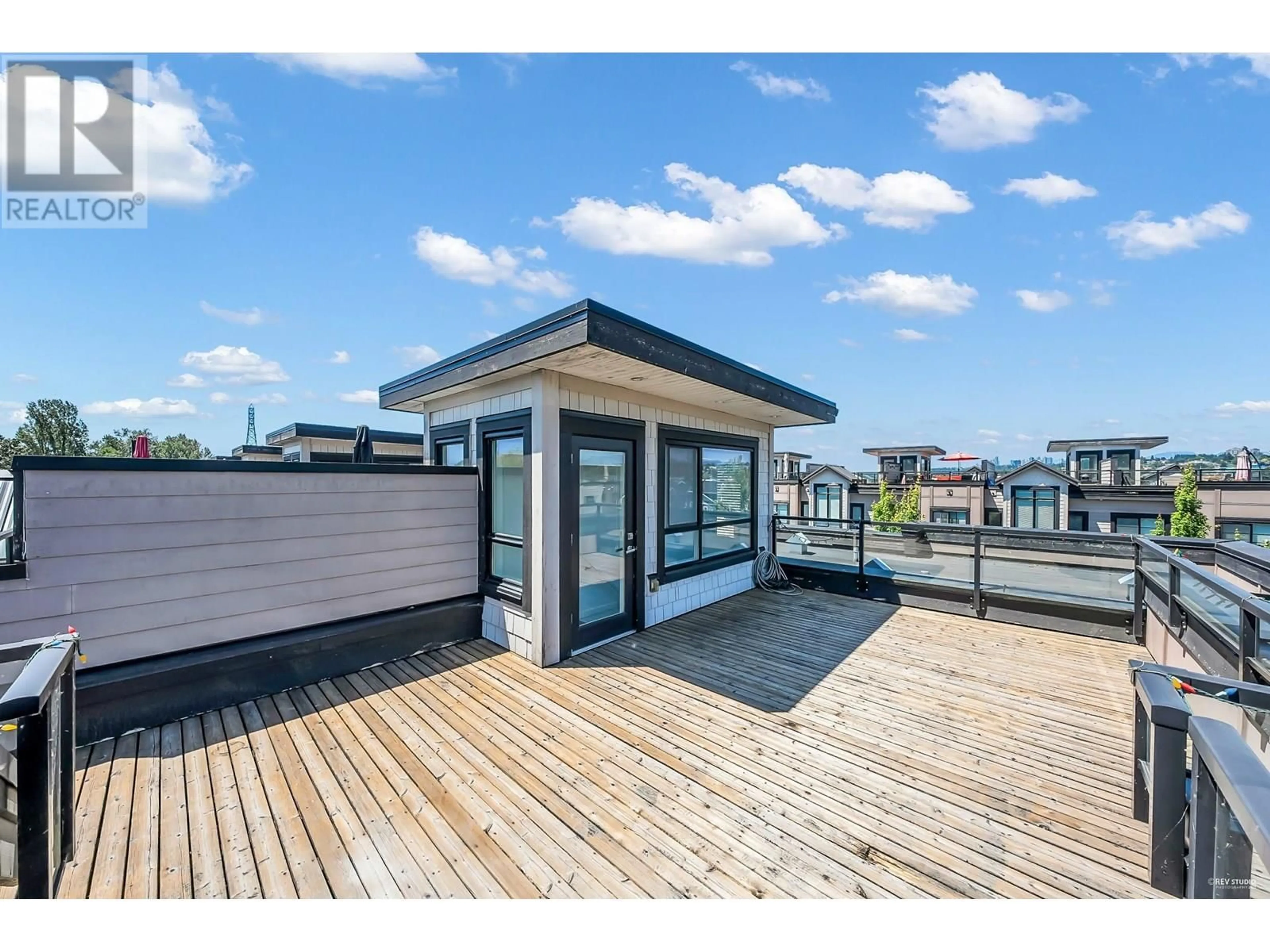 Unknown for 1 - 100 WOOD STREET, New Westminster British Columbia V3M0H6