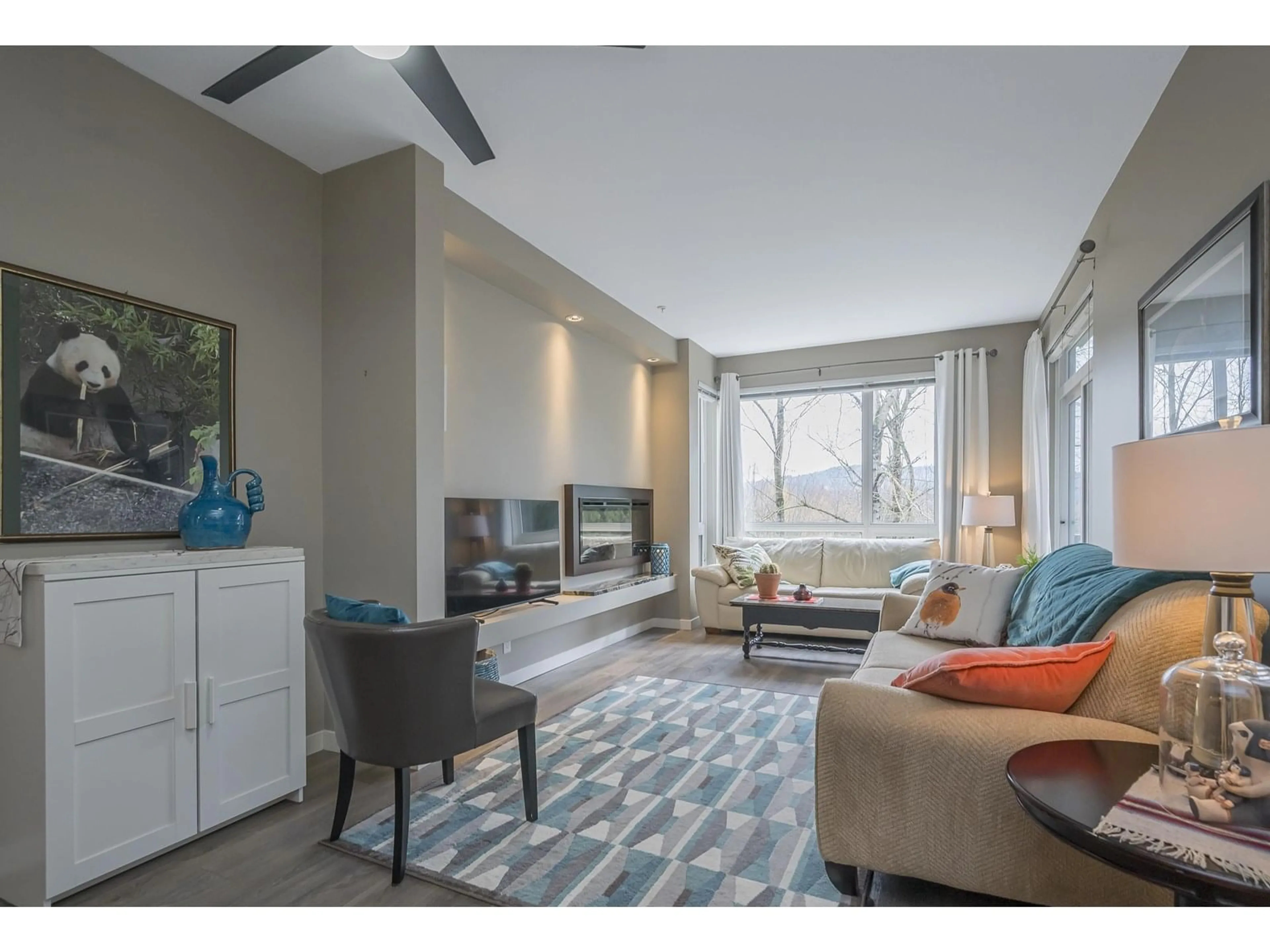 Living room with furniture, unknown for 209 - 2238 WHATCOM, Abbotsford British Columbia V3G0E6