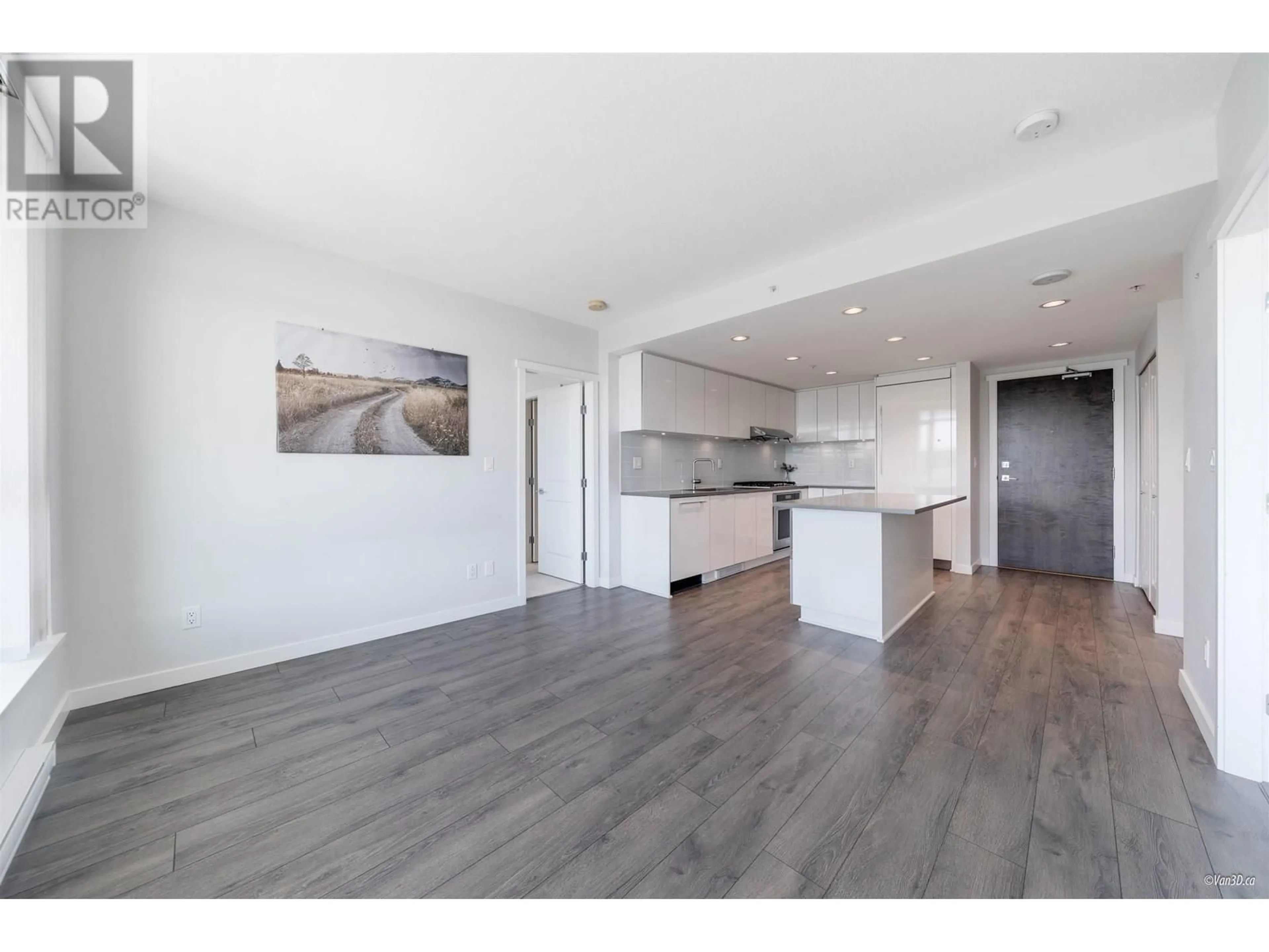 Open concept kitchen, wood/laminate floor for 1402 - 2388 MADISON AVENUE, Burnaby British Columbia V5C0K8