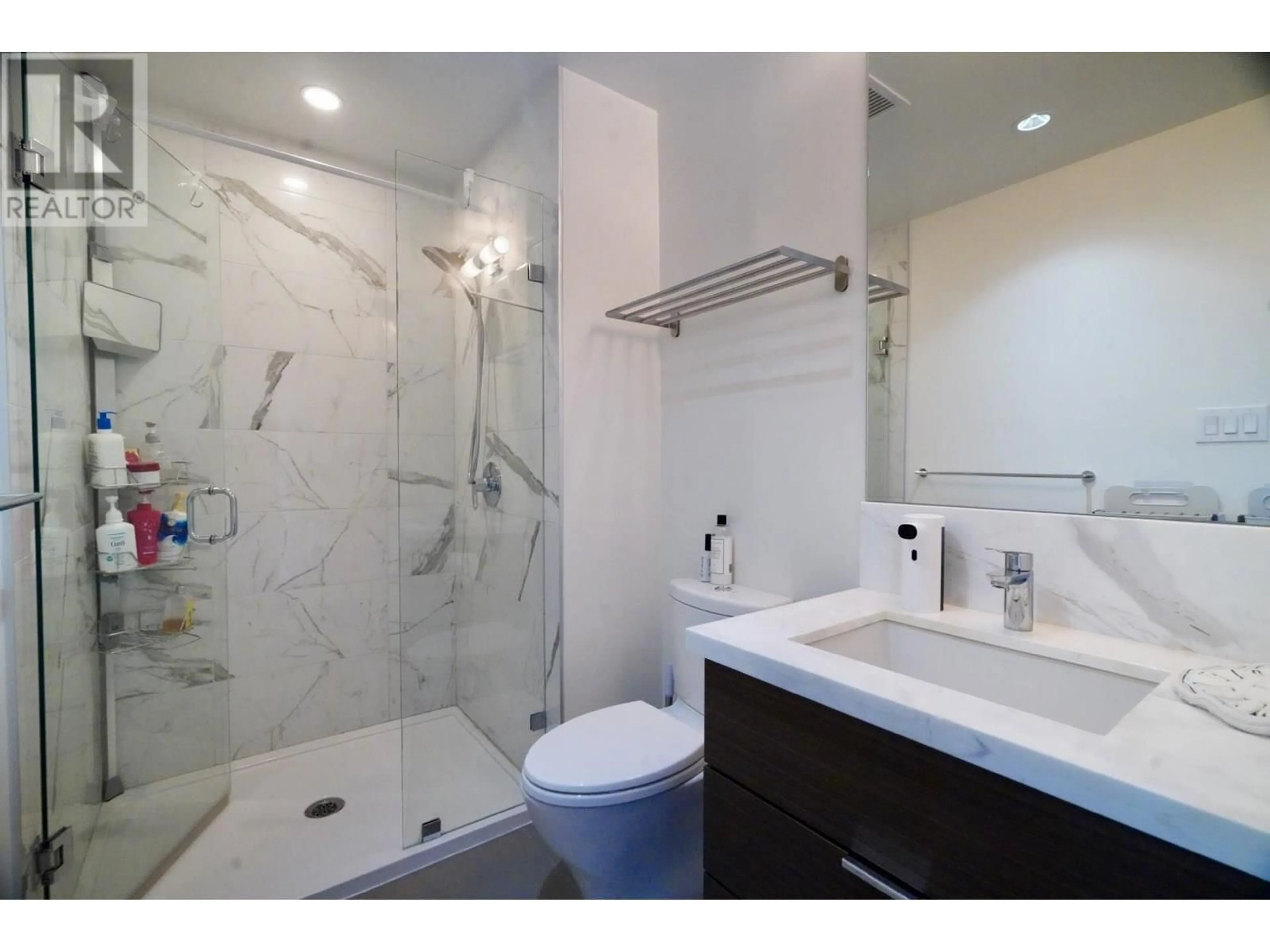 Contemporary bathroom, ceramic/tile floor for 502 - 4083 CAMBIE STREET, Vancouver British Columbia V5Z0G9