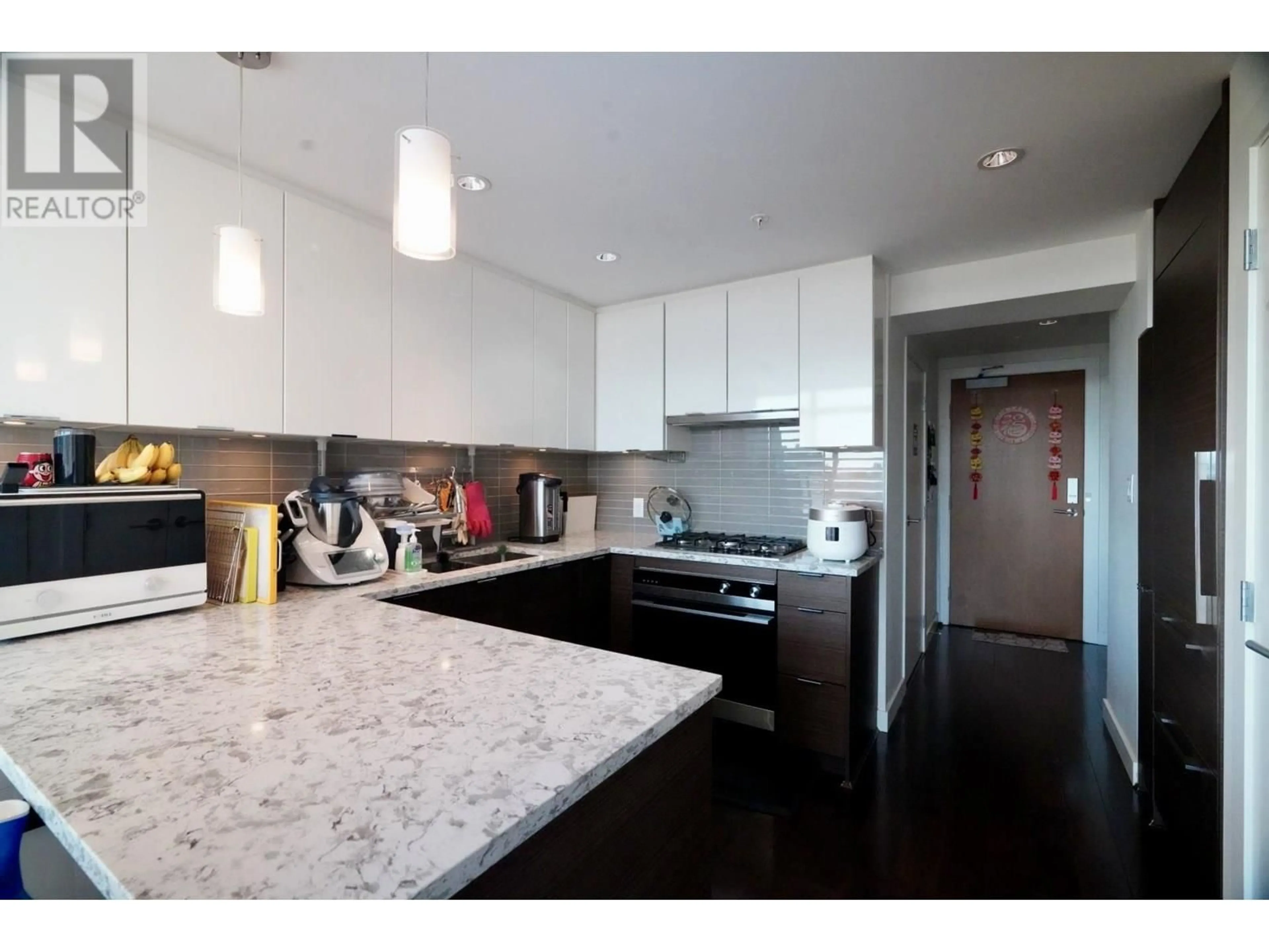Indoor entryway for 502 - 4083 CAMBIE STREET, Vancouver British Columbia V5Z0G9
