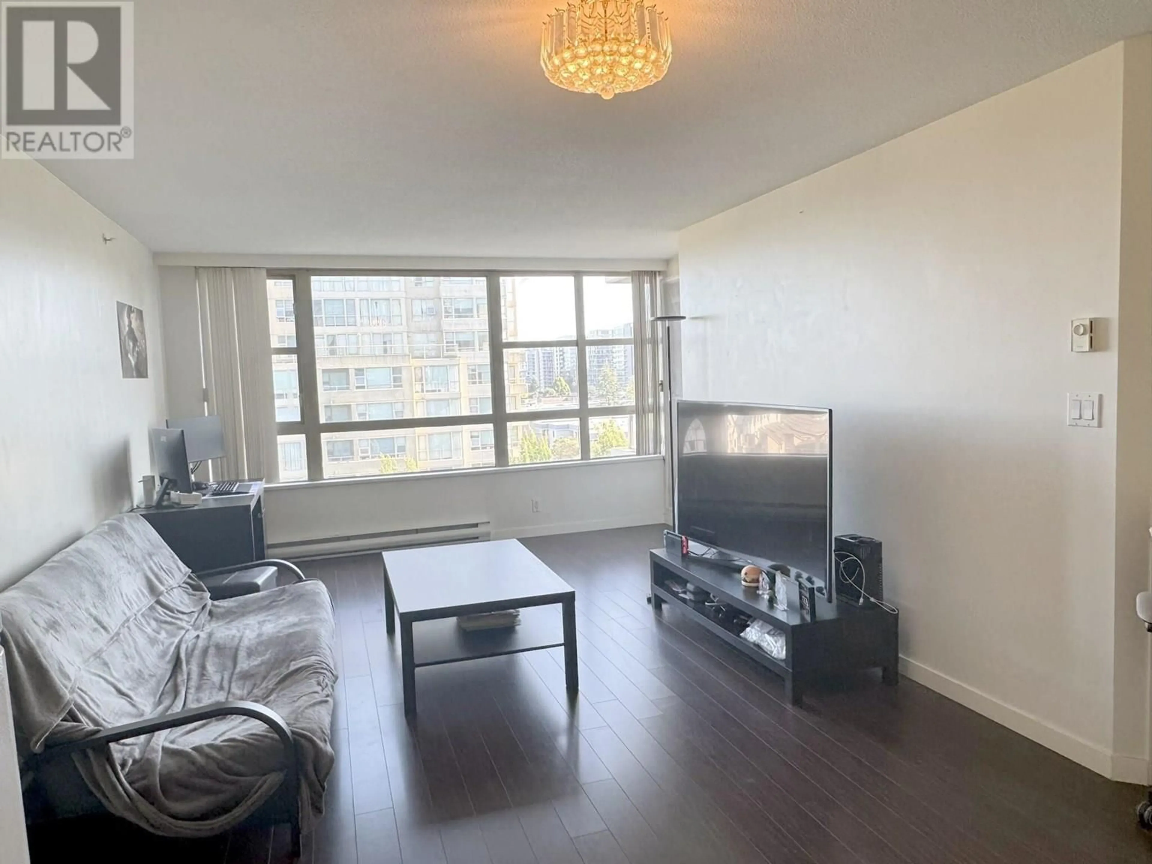 A pic of a room for 802 - 6119 COONEY ROAD, Richmond British Columbia V6Y4B7