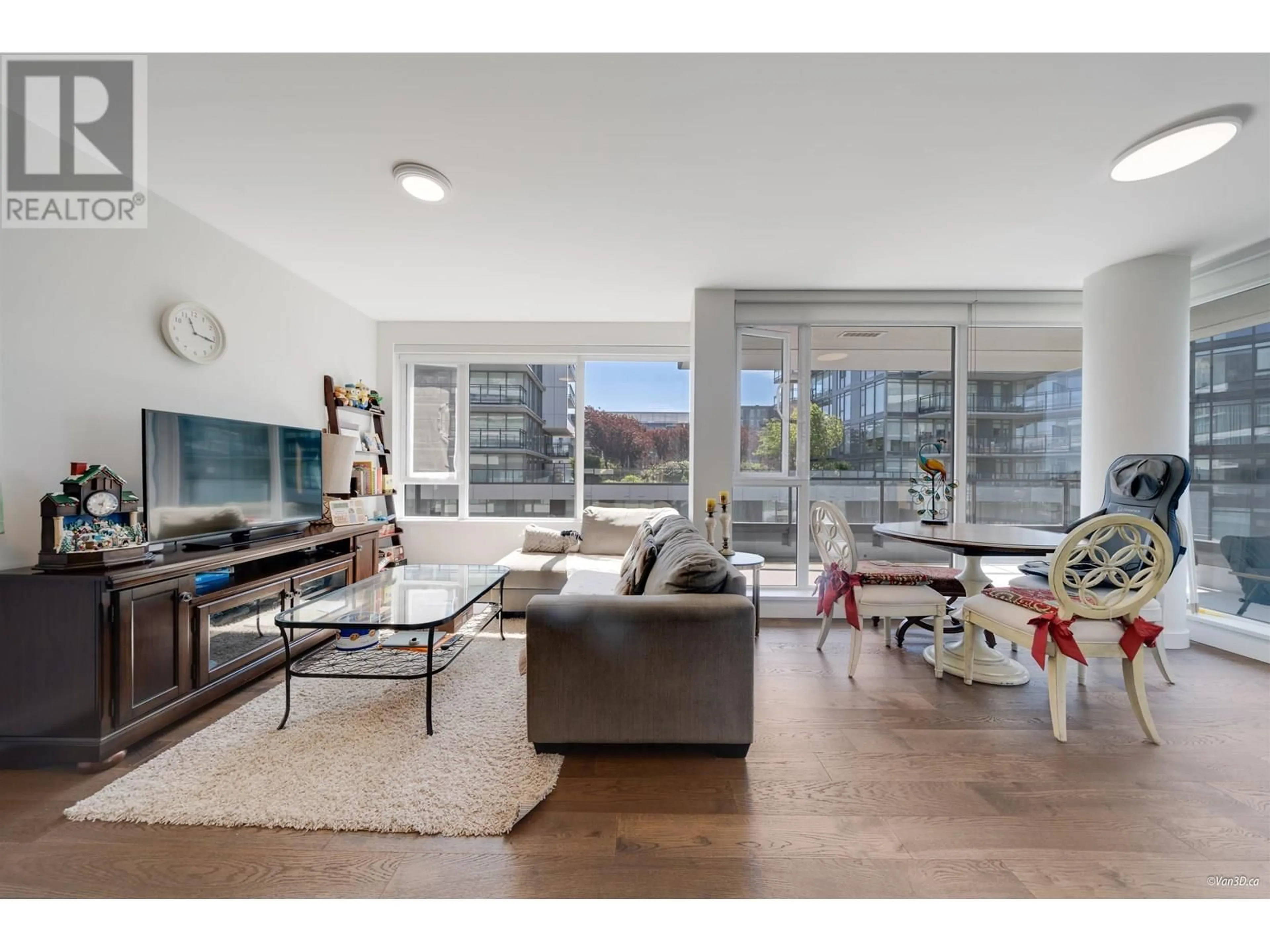 Living room with furniture, unknown for 1009 - 8160 MCMYN WAY, Richmond British Columbia V6X0V2