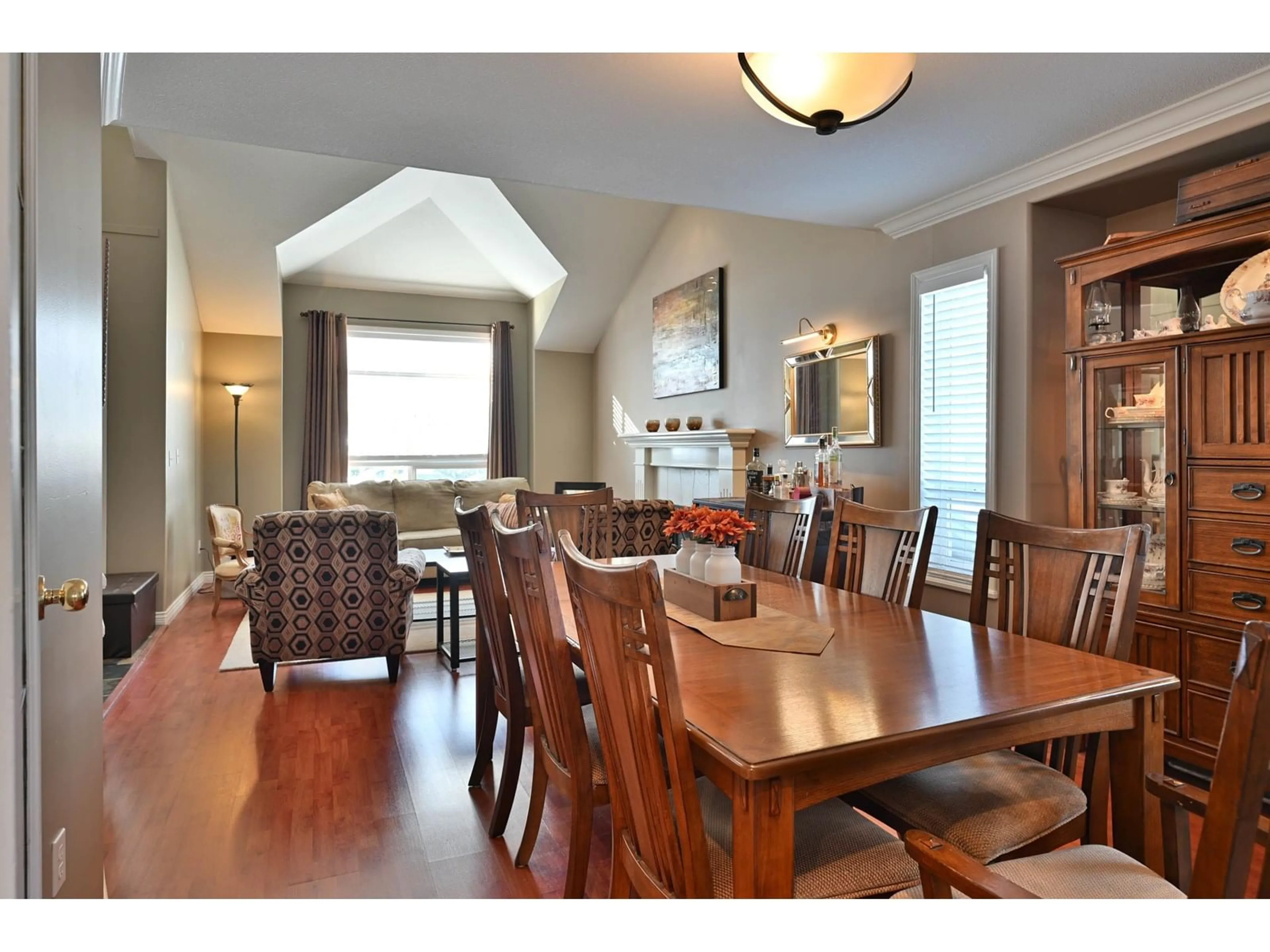Dining room, wood/laminate floor for 18863 64A, Surrey British Columbia V3S8V3