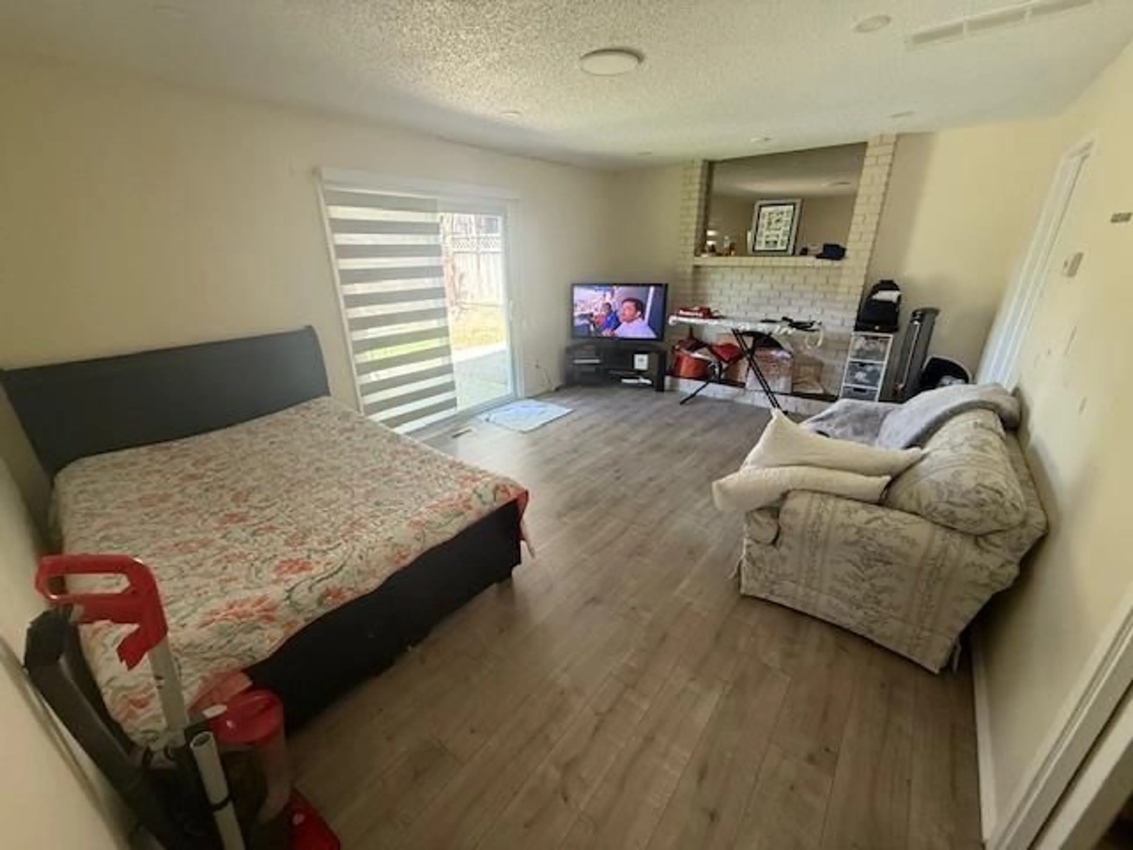 A pic of a room for 6725 129, Surrey British Columbia V3W8H8