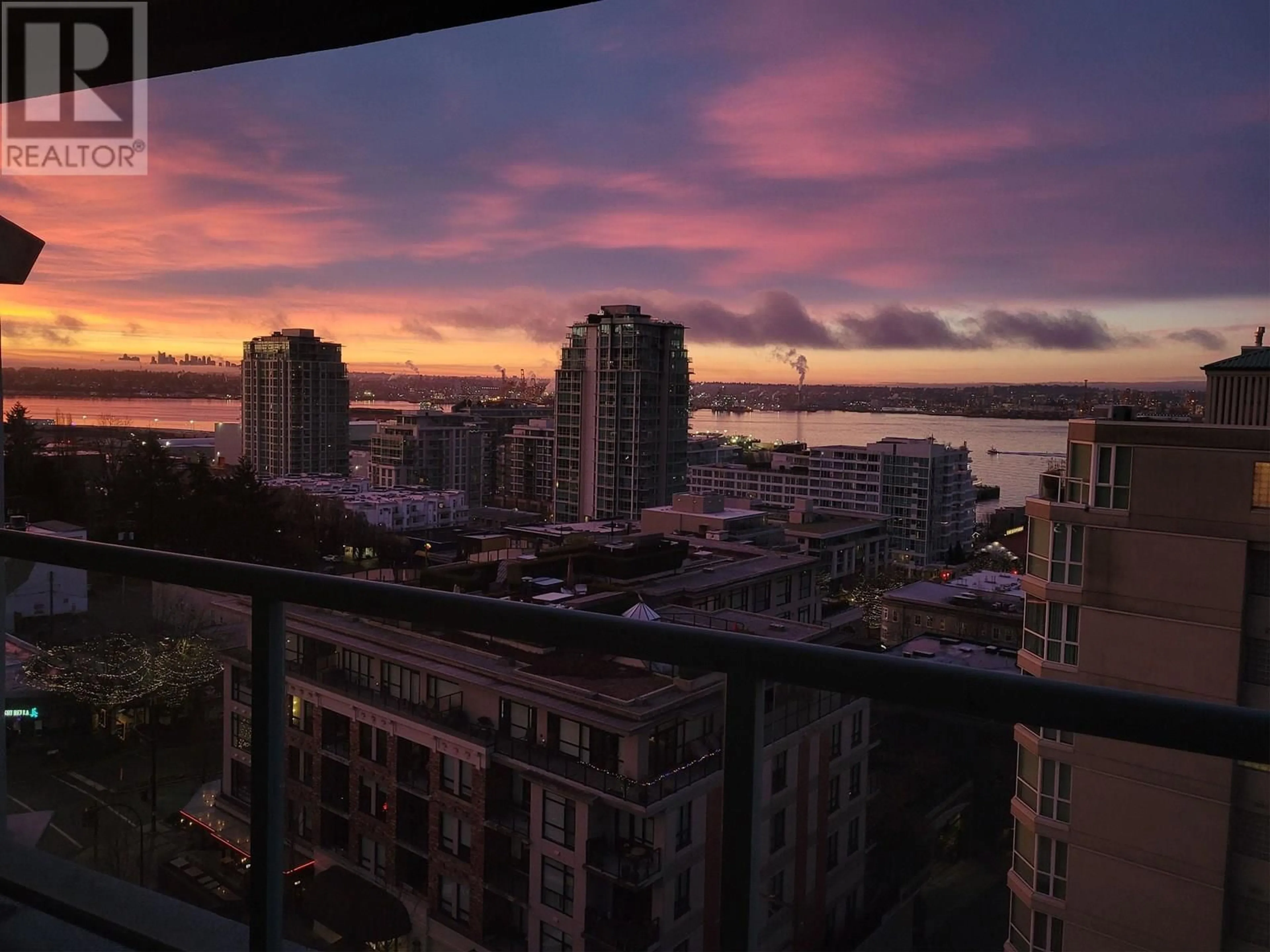 Blurry image for 1202 - 120 2ND STREET, North Vancouver British Columbia V7M1C3