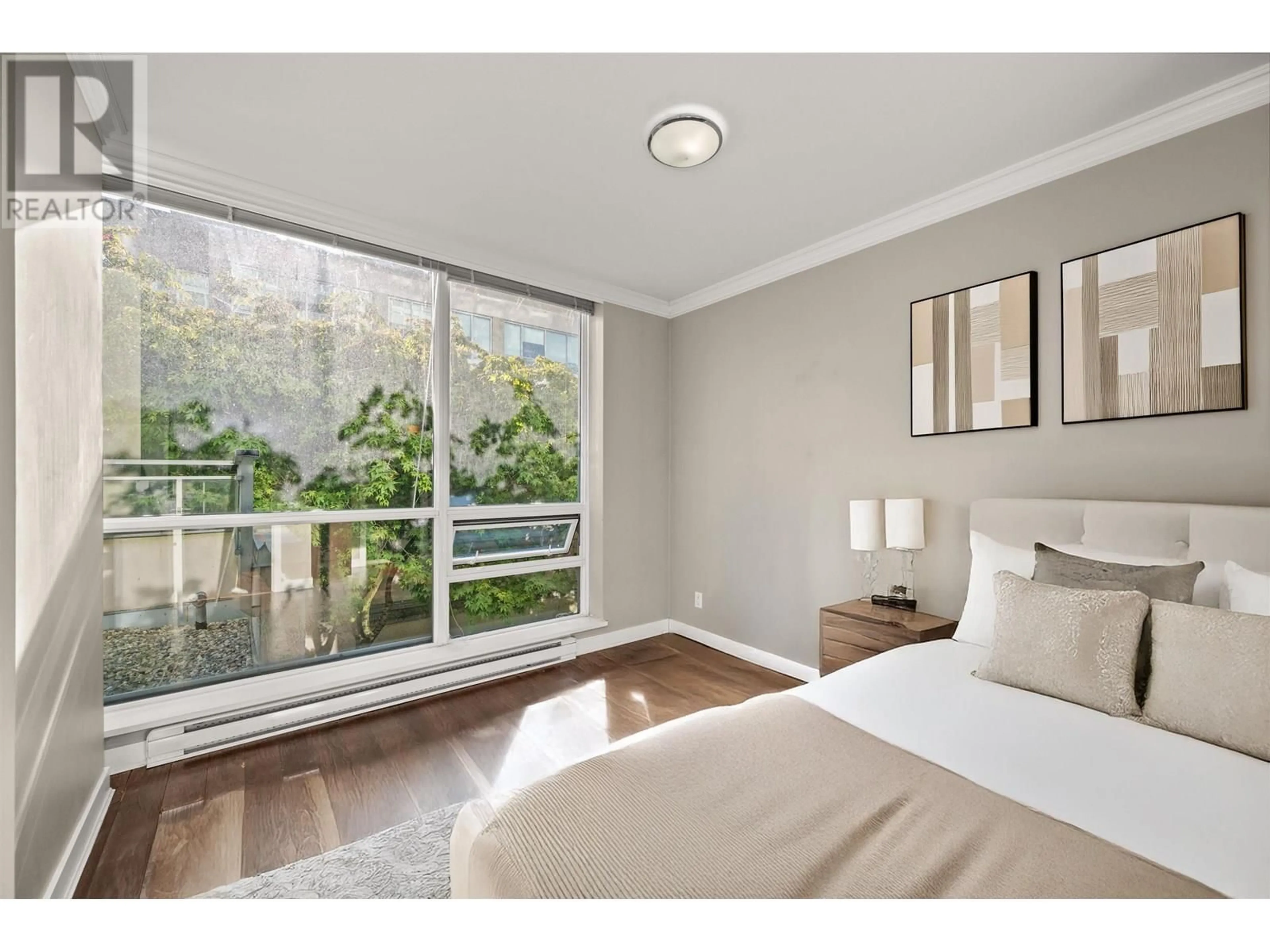 Bedroom with bed, unknown for 501 - 2968 GLEN DRIVE, Coquitlam British Columbia V3B0C4
