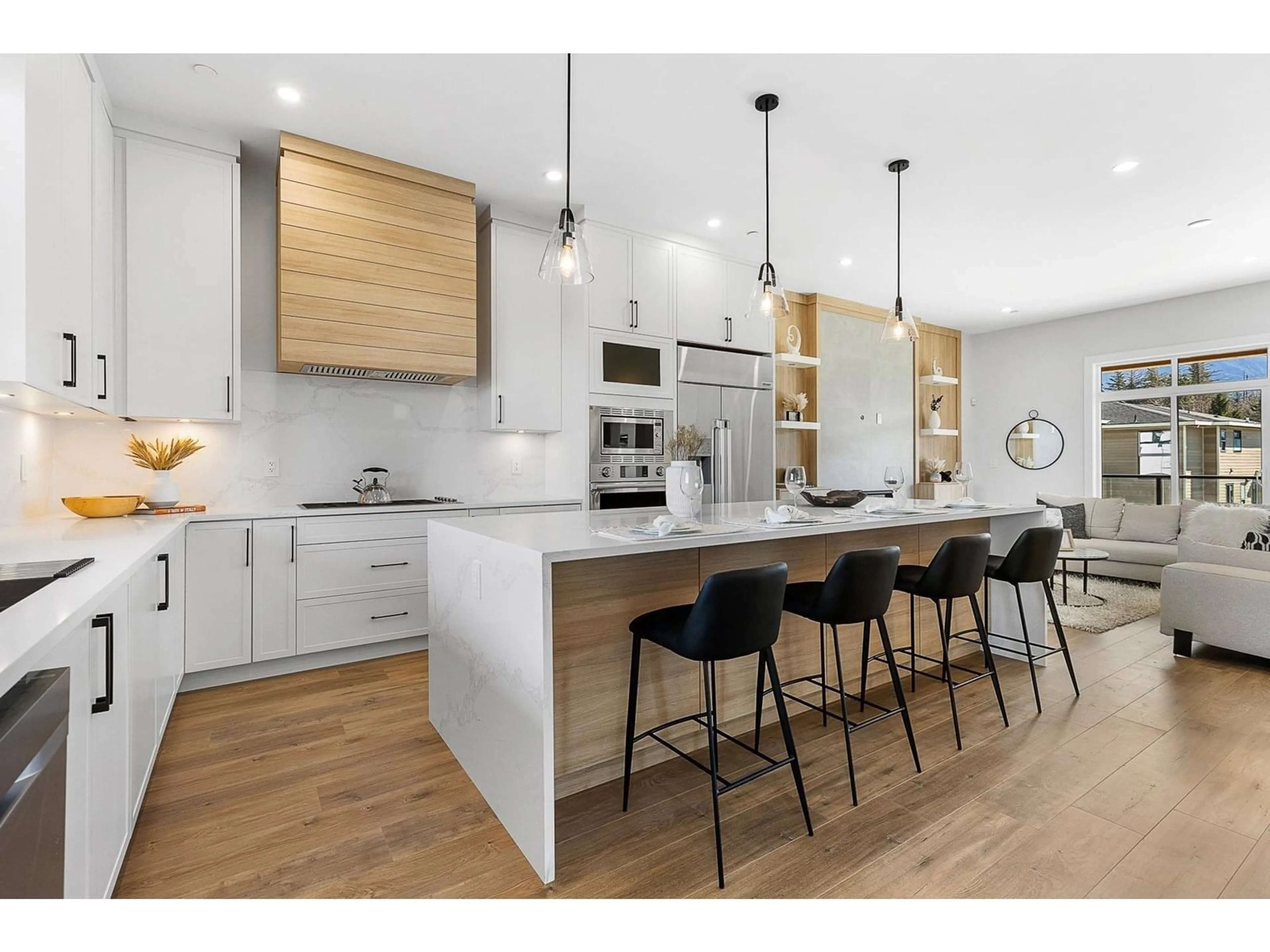 Open concept kitchen, wood/laminate floor for 46143 CRESTVIEW DRIVE, Chilliwack British Columbia V2R6G4