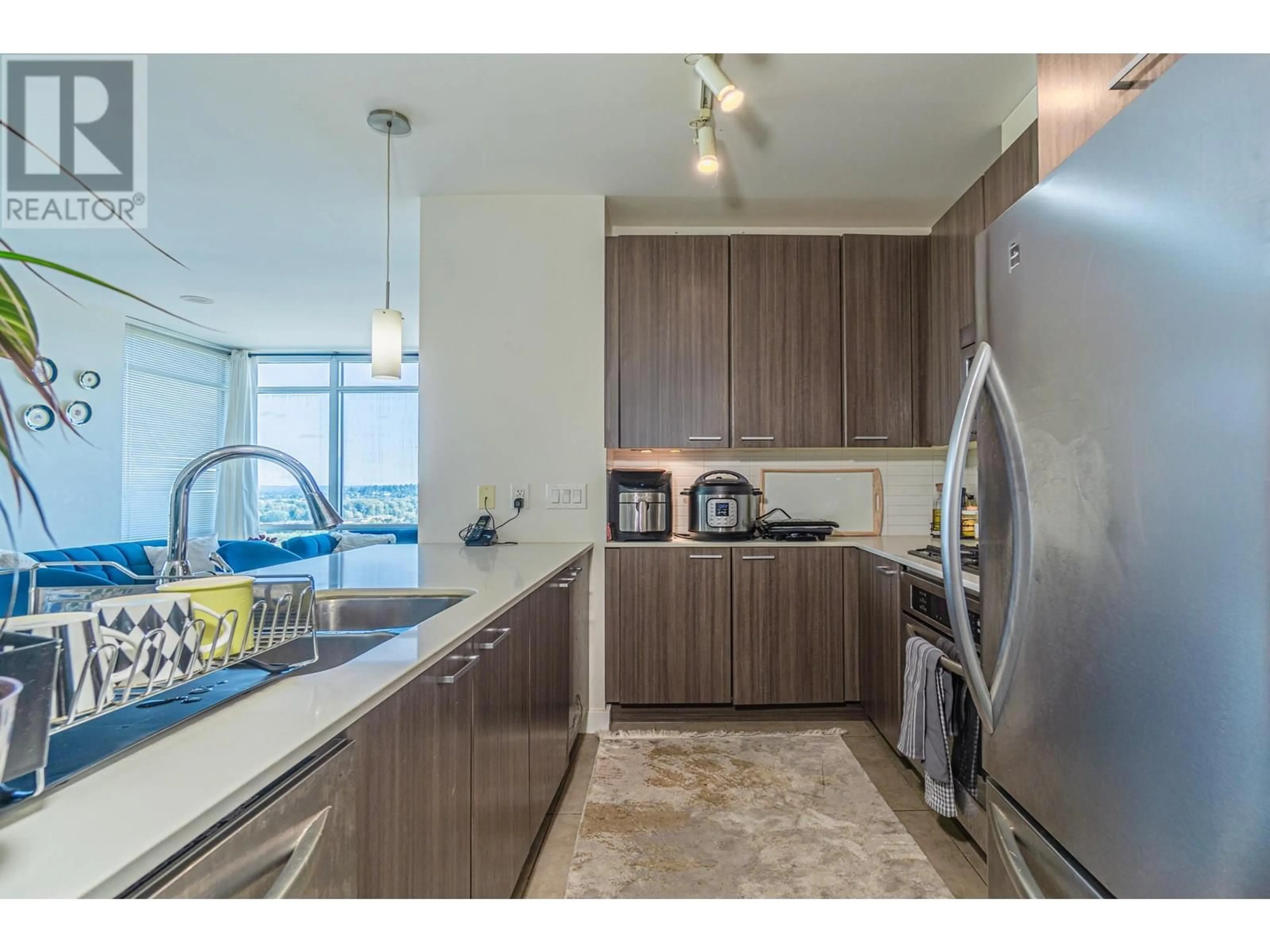 Standard kitchen, unknown for 2905 - 2955 ATLANTIC AVENUE, Coquitlam British Columbia V3B0H9