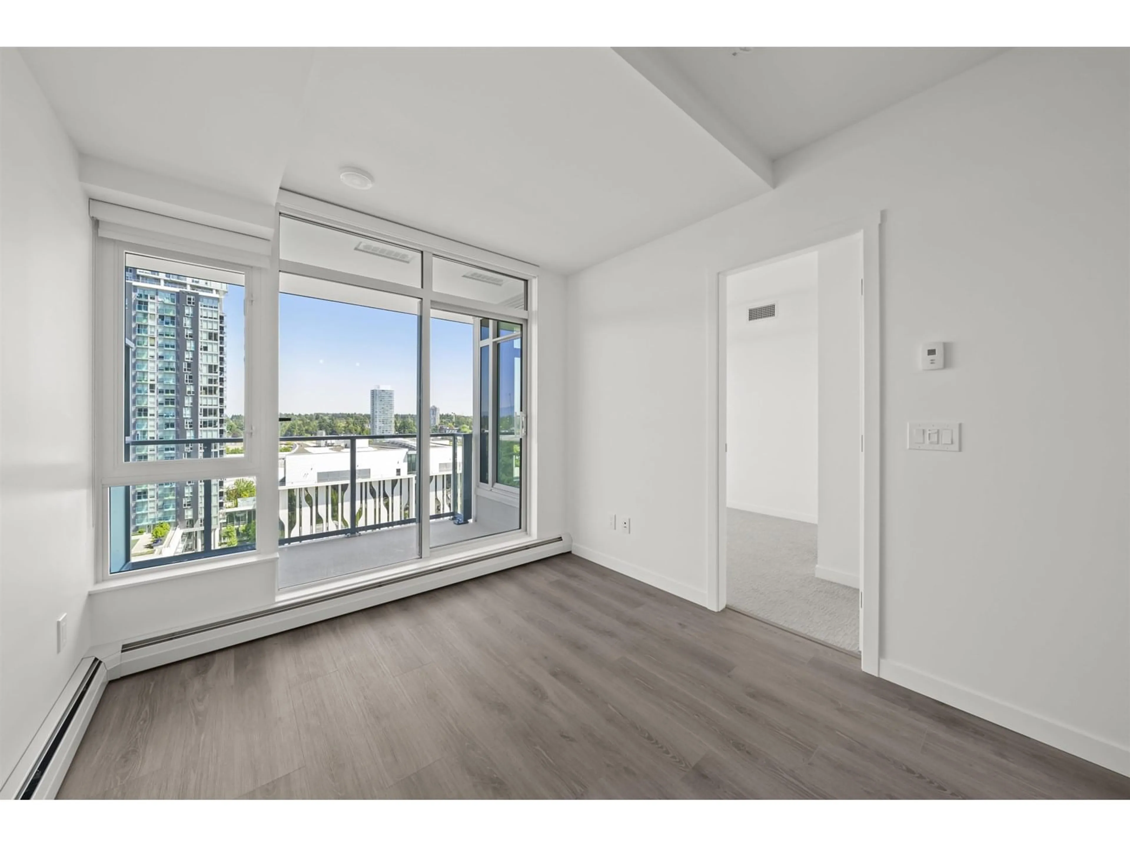 A pic of a room for 1211 - 13350 CENTRAL, Surrey British Columbia V3T0S1
