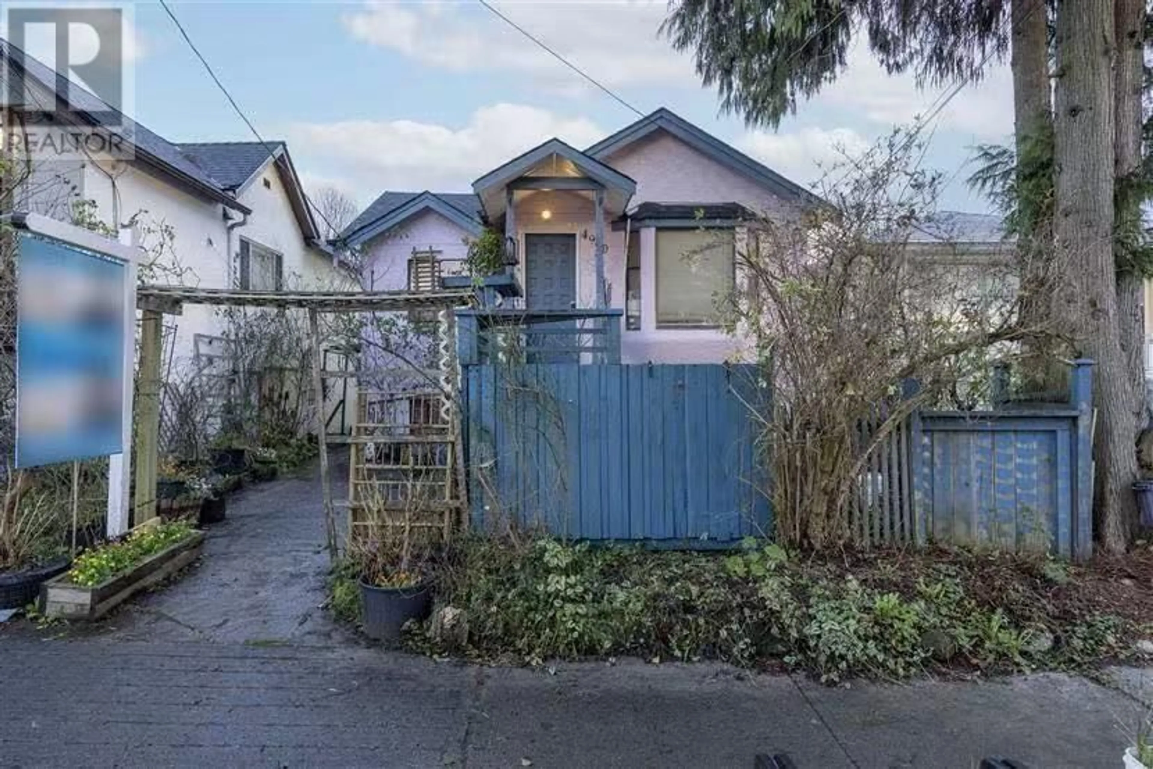 Unknown for 4940 KILLARNEY STREET, Vancouver British Columbia V5R3V7