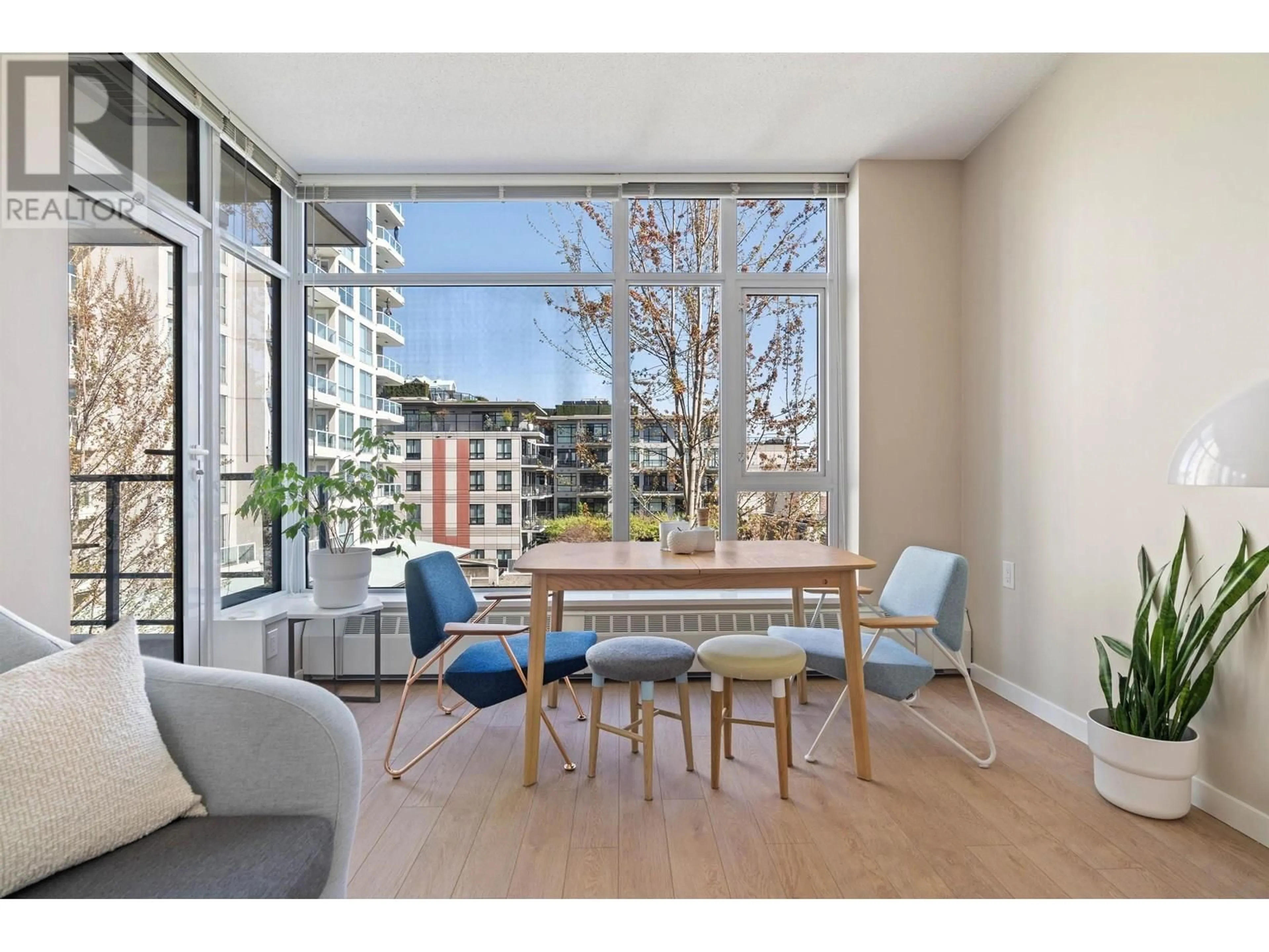 A pic of a room for 408 - 135 2ND STREET, North Vancouver British Columbia V7M0C5