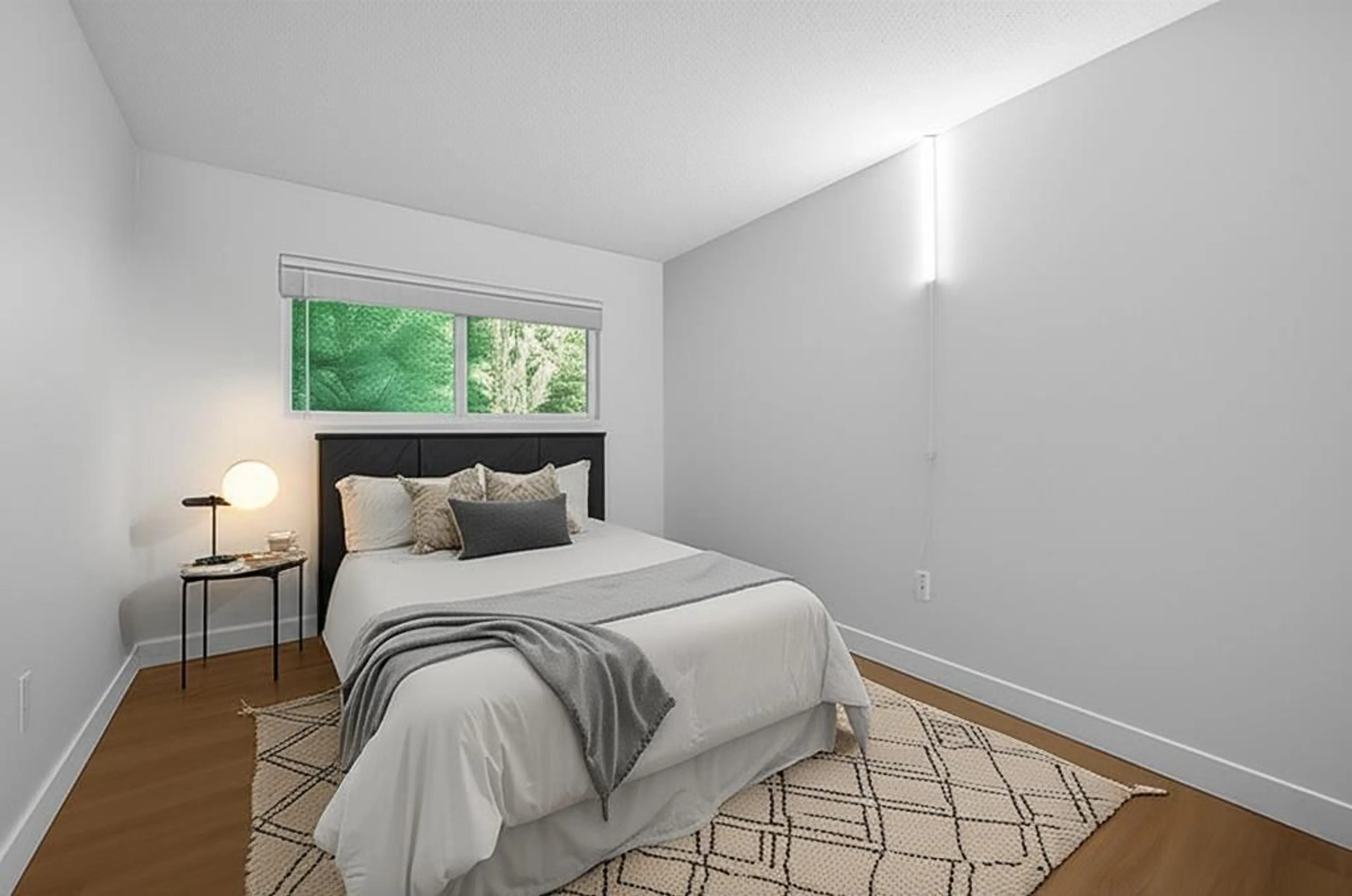 Bedroom with bed, unknown for 214 - 33400 BOURQUIN, Abbotsford British Columbia V2S5G3