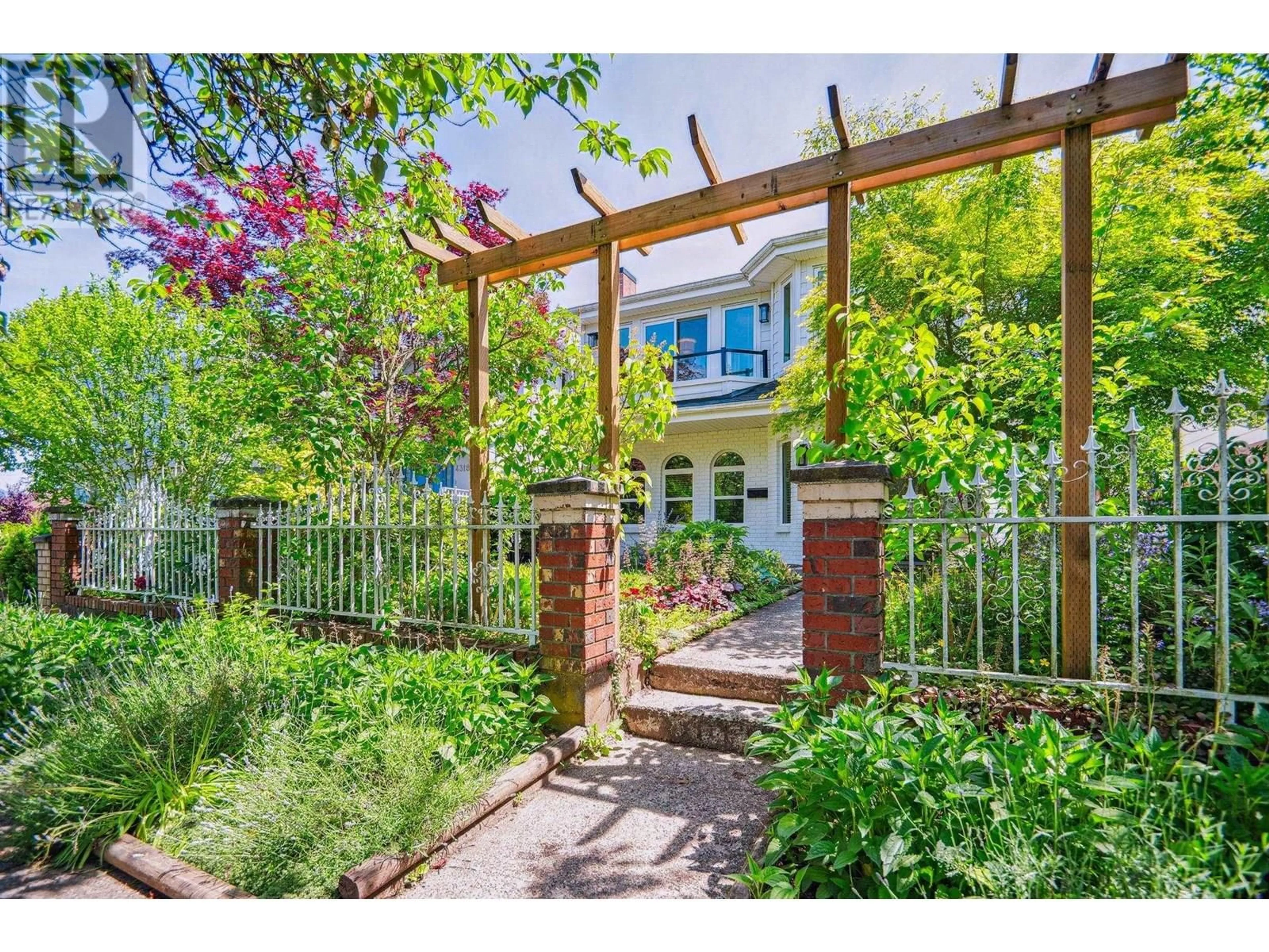Unknown for 4334 ST. CATHERINES STREET, Vancouver British Columbia V5V4M3