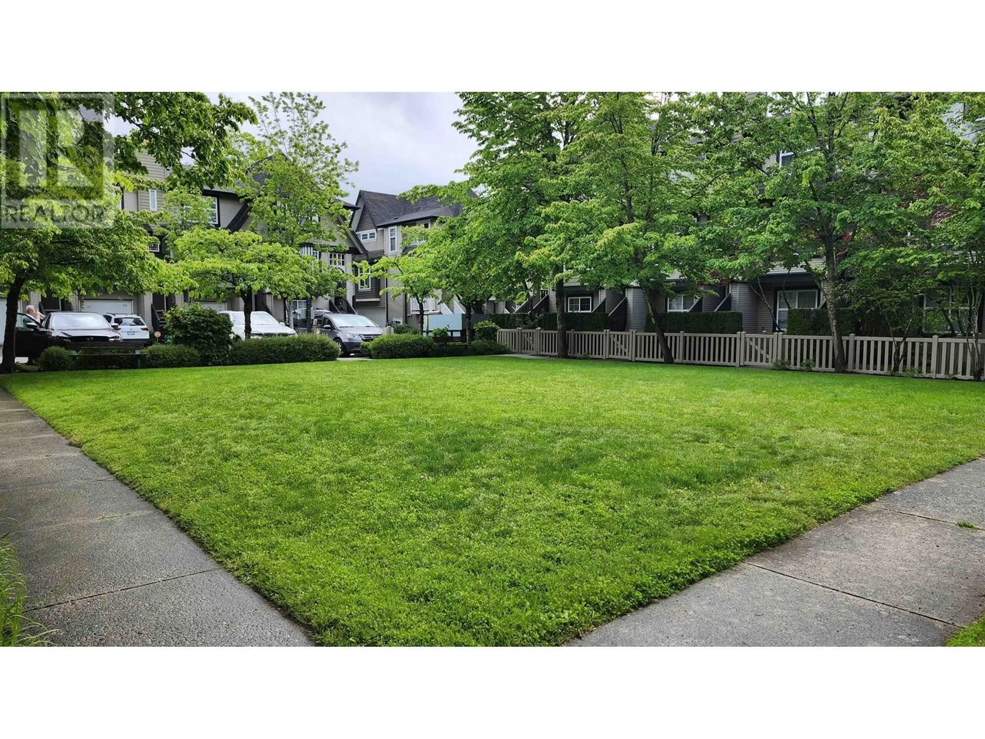 A pic from outside/outdoor area/front of a property/back of a property/a pic from drone, street for 68 - 6888 ROBSON DRIVE, Richmond British Columbia V7C5T6