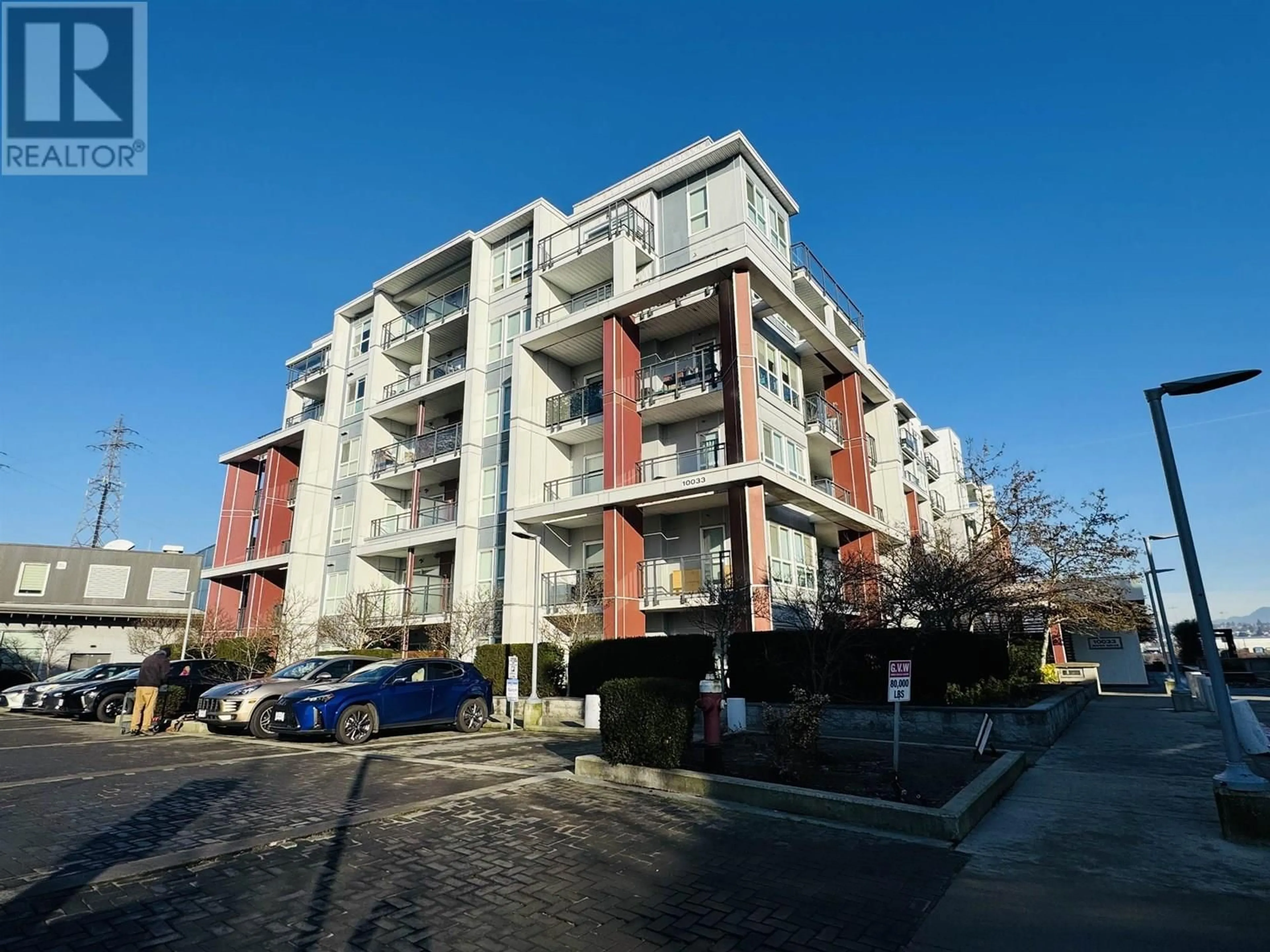 A pic from outside/outdoor area/front of a property/back of a property/a pic from drone, unknown for 206 - 10033 RIVER DRIVE, Richmond British Columbia V6X0L1