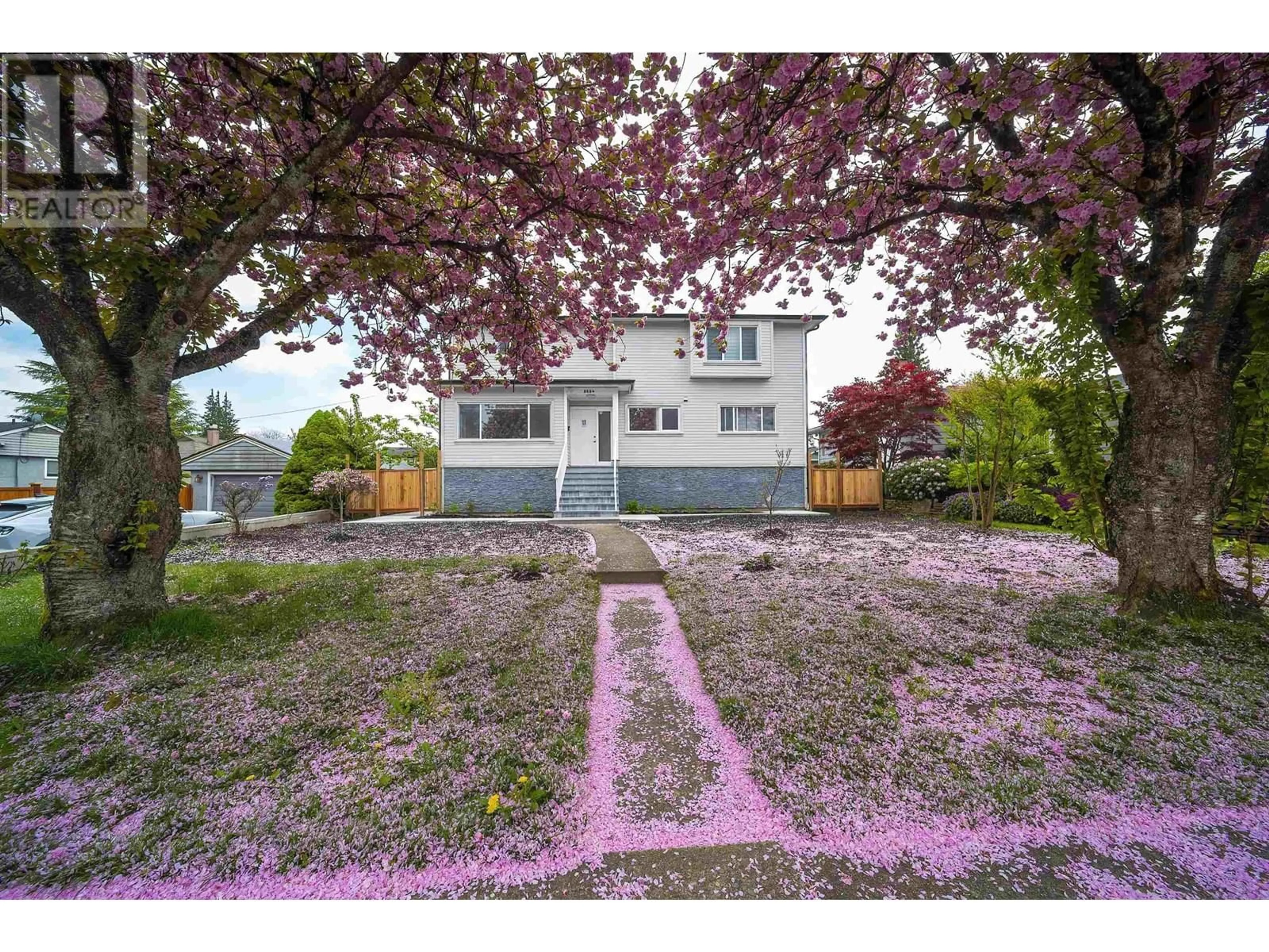 A pic from outside/outdoor area/front of a property/back of a property/a pic from drone, street for 8684 12TH AVENUE, Burnaby British Columbia V3N2L9