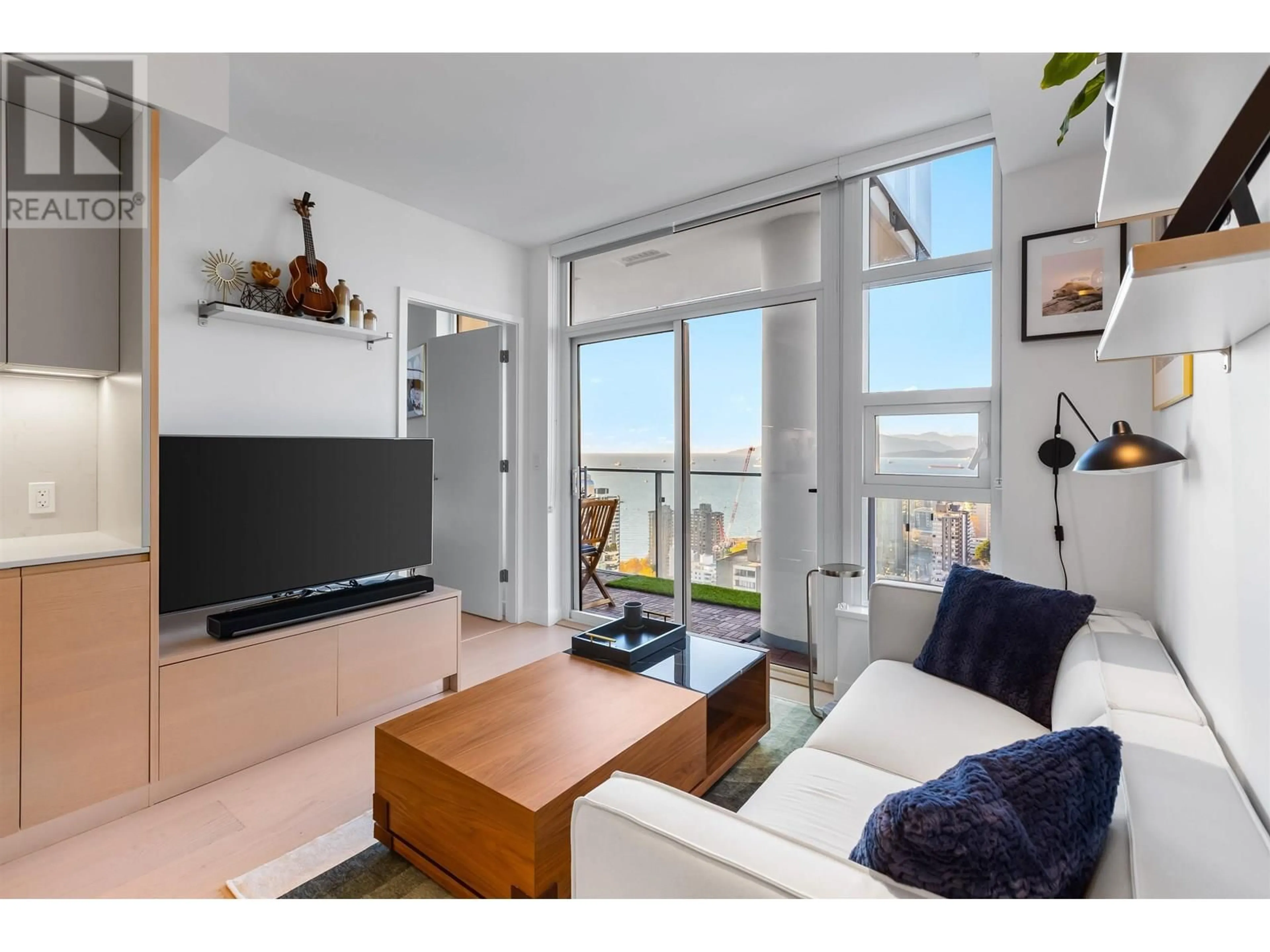 Living room with furniture, wood/laminate floor for 3601 - 1289 HORNBY STREET, Vancouver British Columbia V6Z0G7