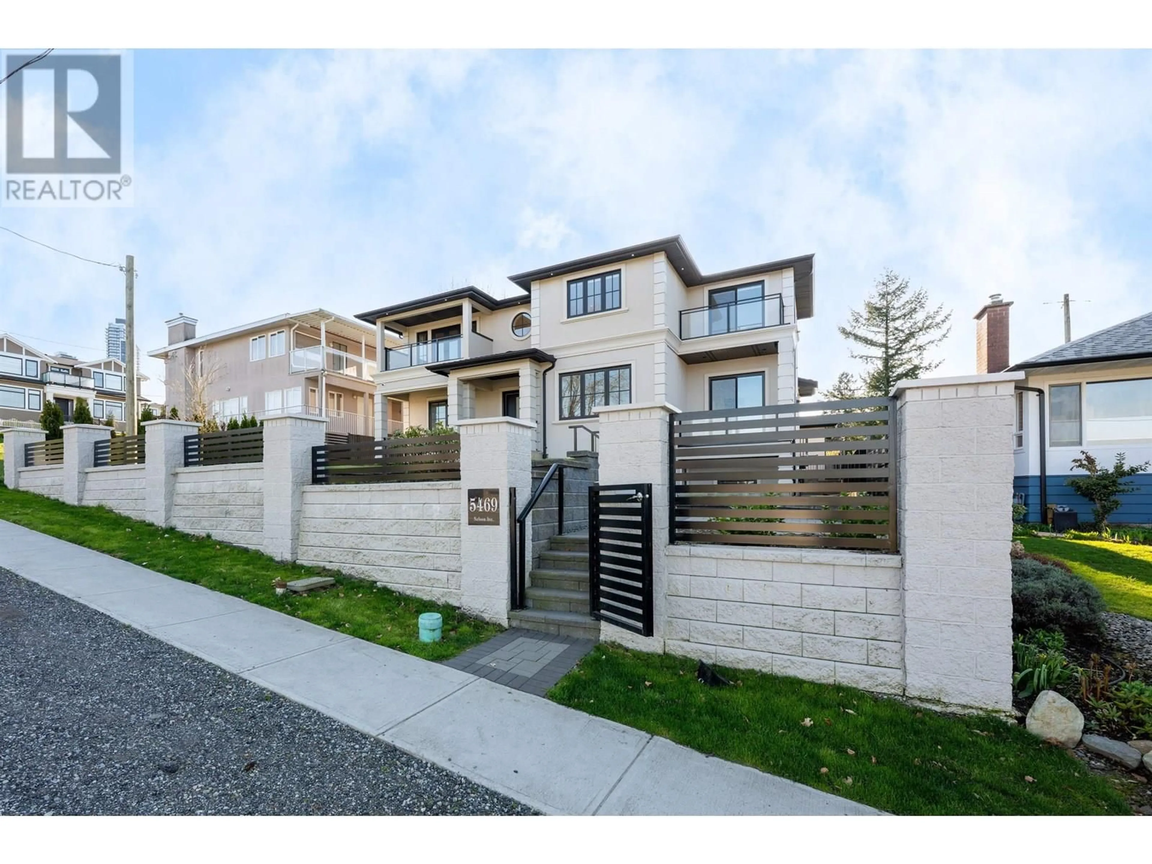 A pic from outside/outdoor area/front of a property/back of a property/a pic from drone, street for 5469 NELSON AVENUE, Burnaby British Columbia V5H3H1
