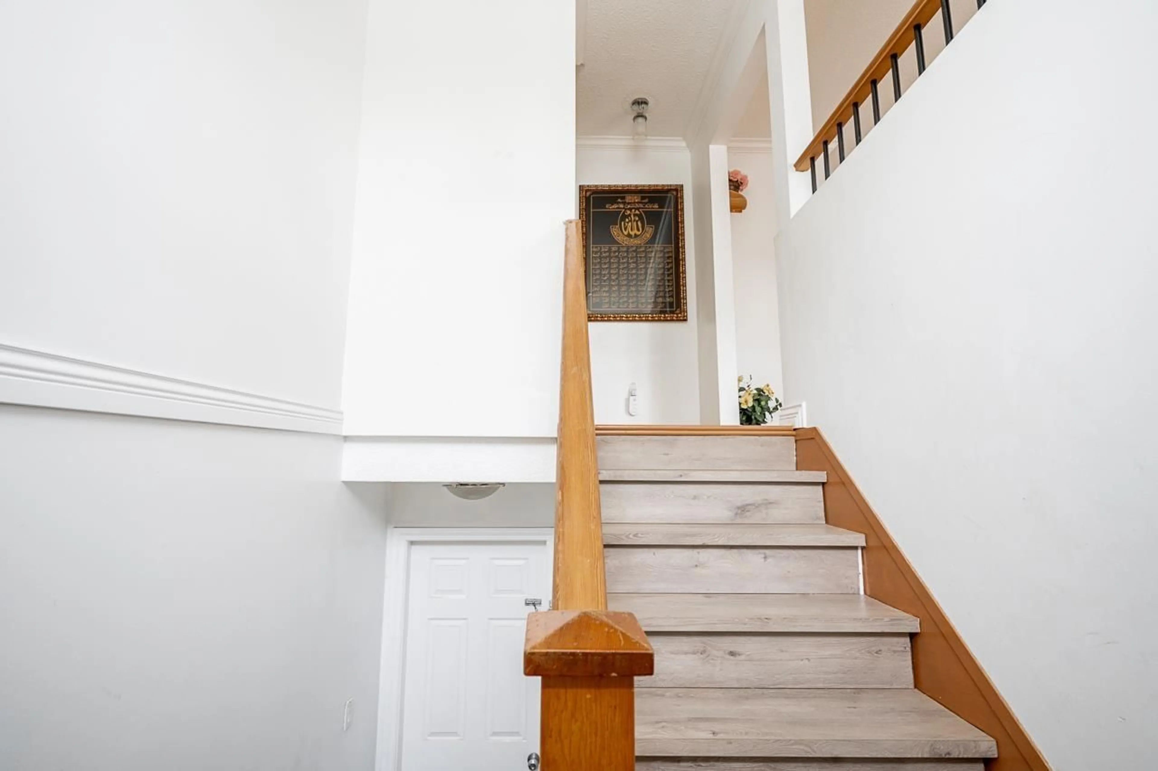 Stairs for 12472 100, Surrey British Columbia V3V2X5