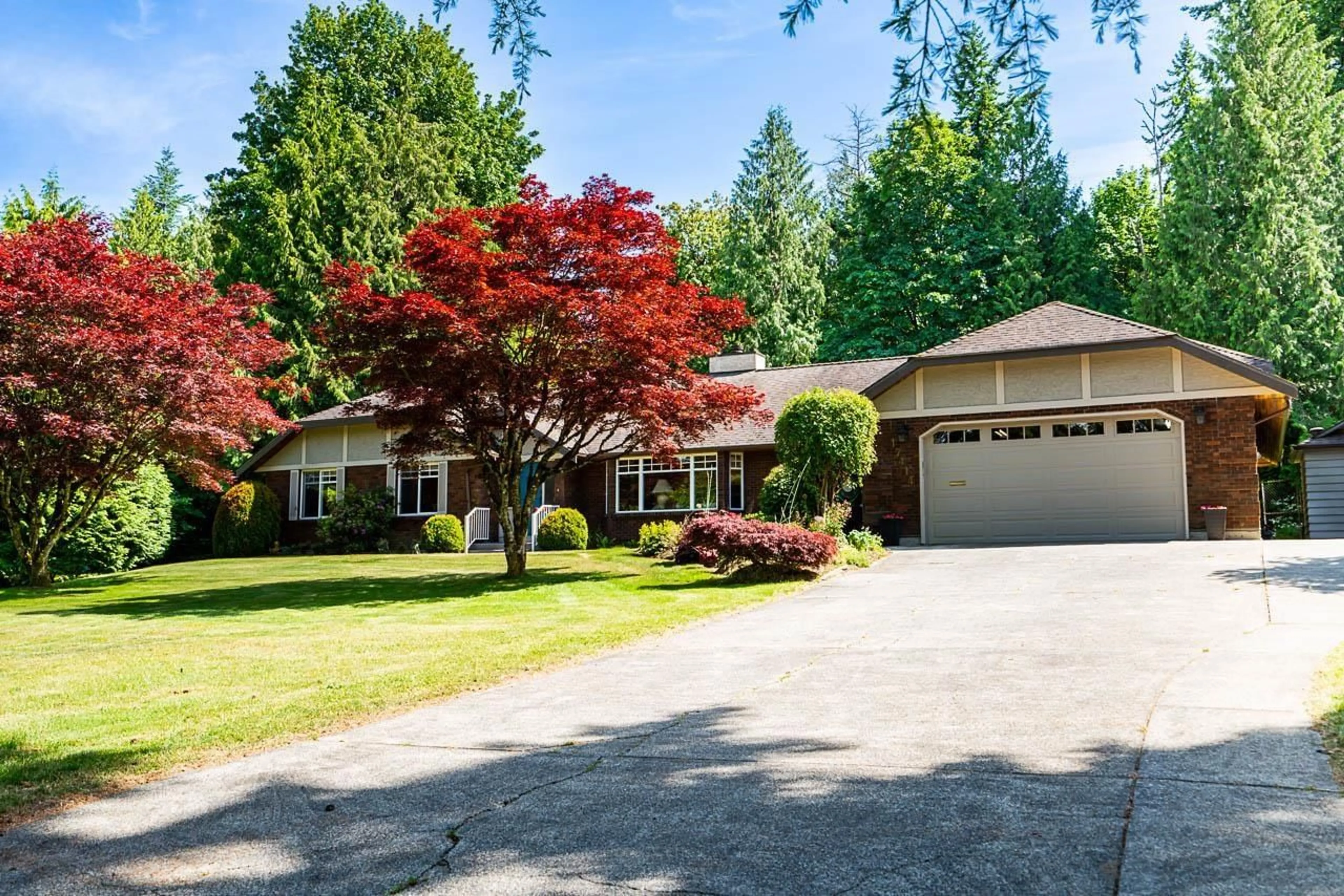 Home with vinyl exterior material, street for 17414 28A, Surrey British Columbia V4P9R1
