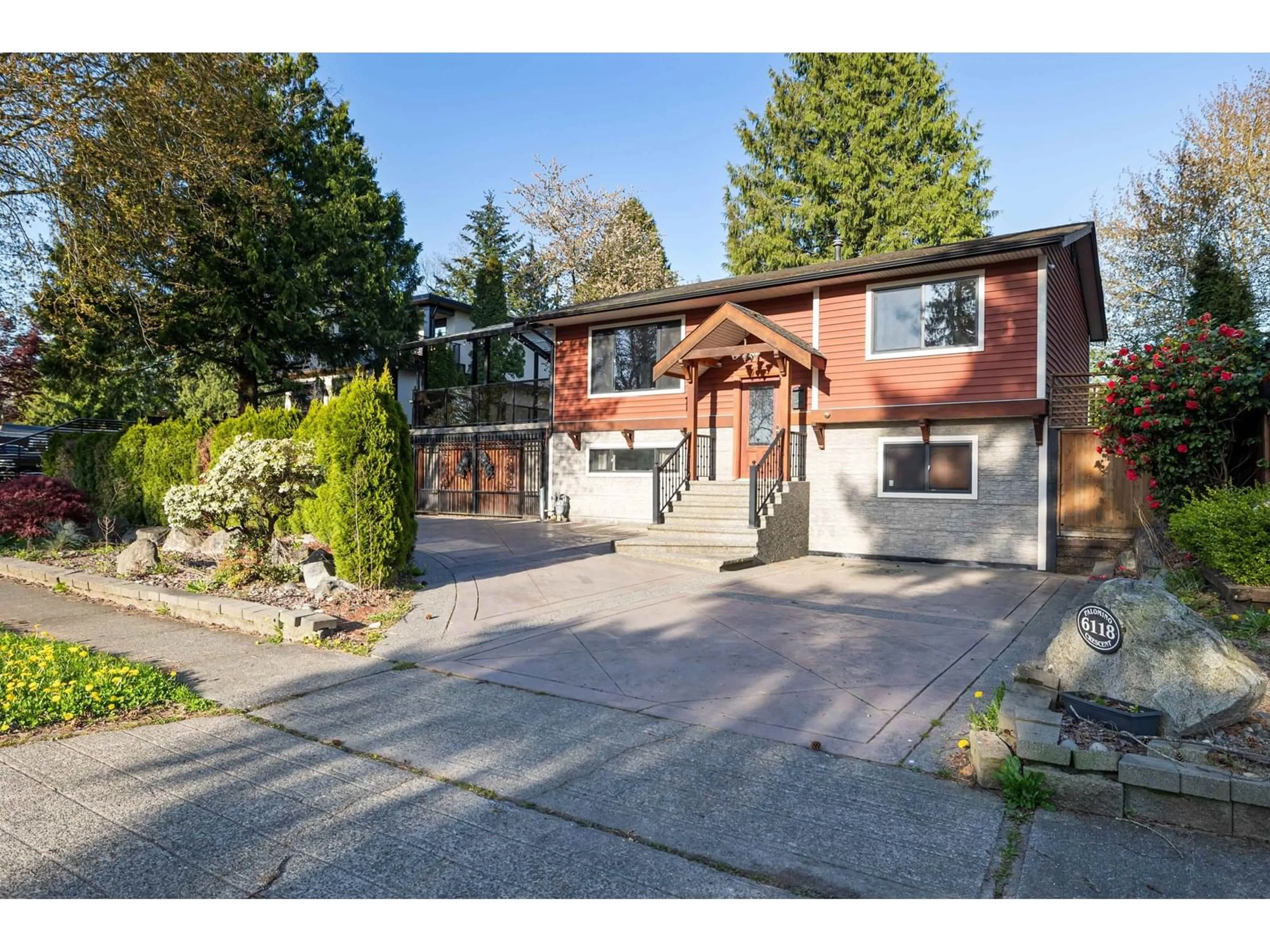 Unknown for 6118 PALOMINO, Surrey British Columbia V3S5B6