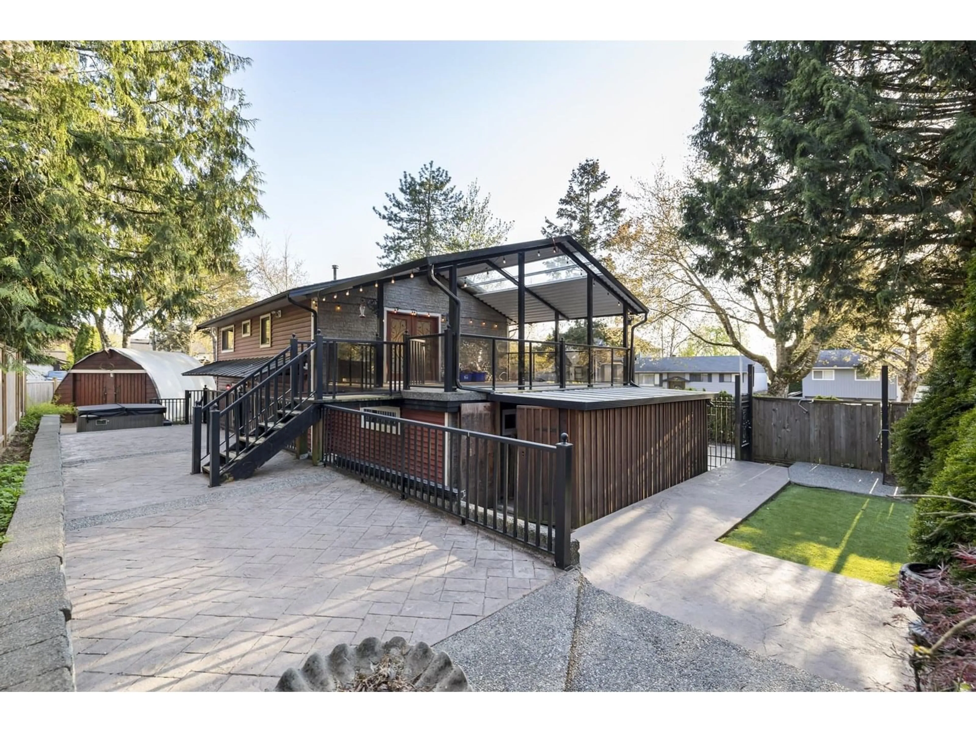 Patio, street for 6118 PALOMINO, Surrey British Columbia V3S5B6