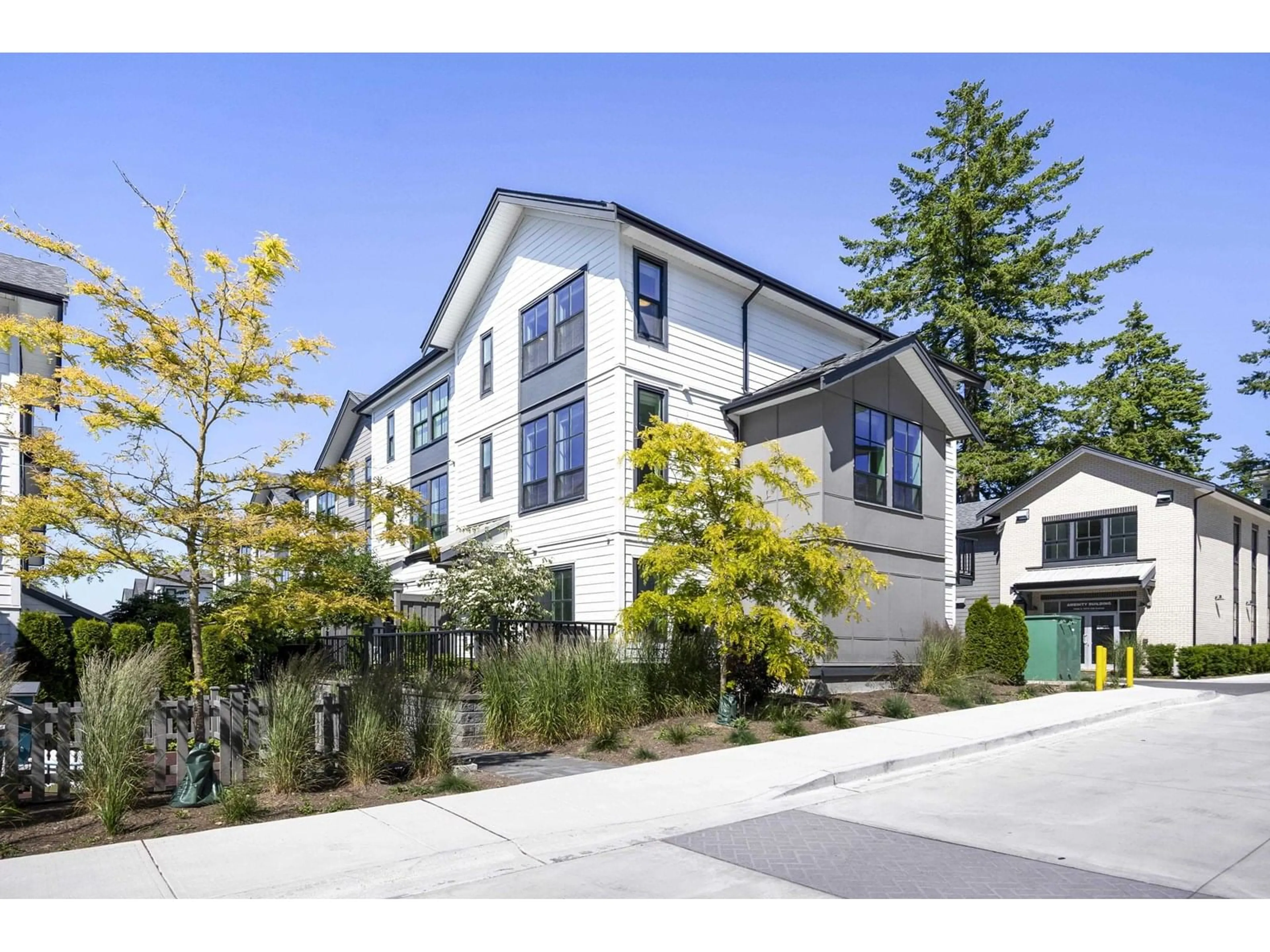 Home with vinyl exterior material, street for 20 - 16570 24A, Surrey British Columbia V3Z1H7