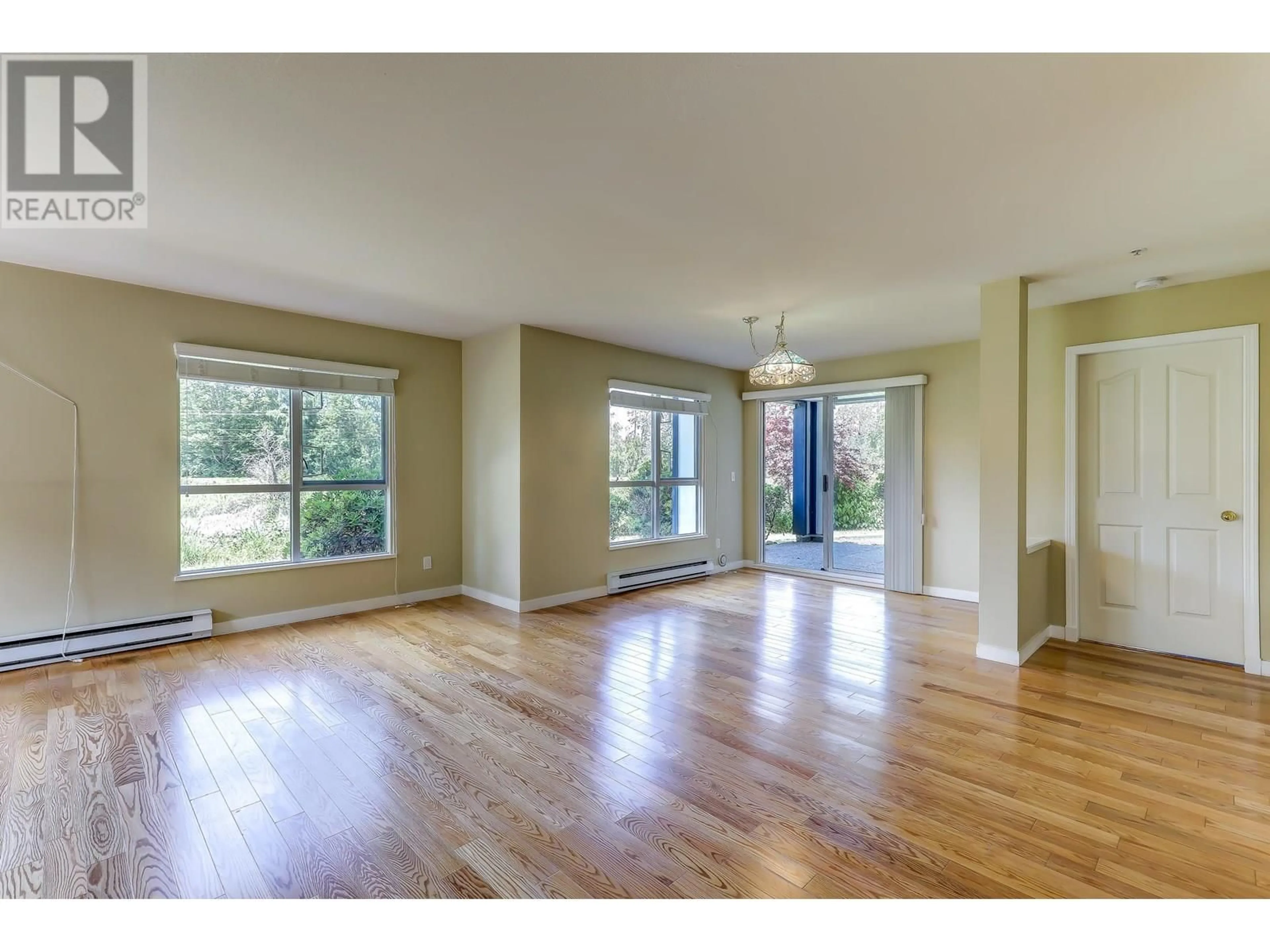 A pic of a room for 109 - 4955 RIVER ROAD, Delta British Columbia V4K4V9