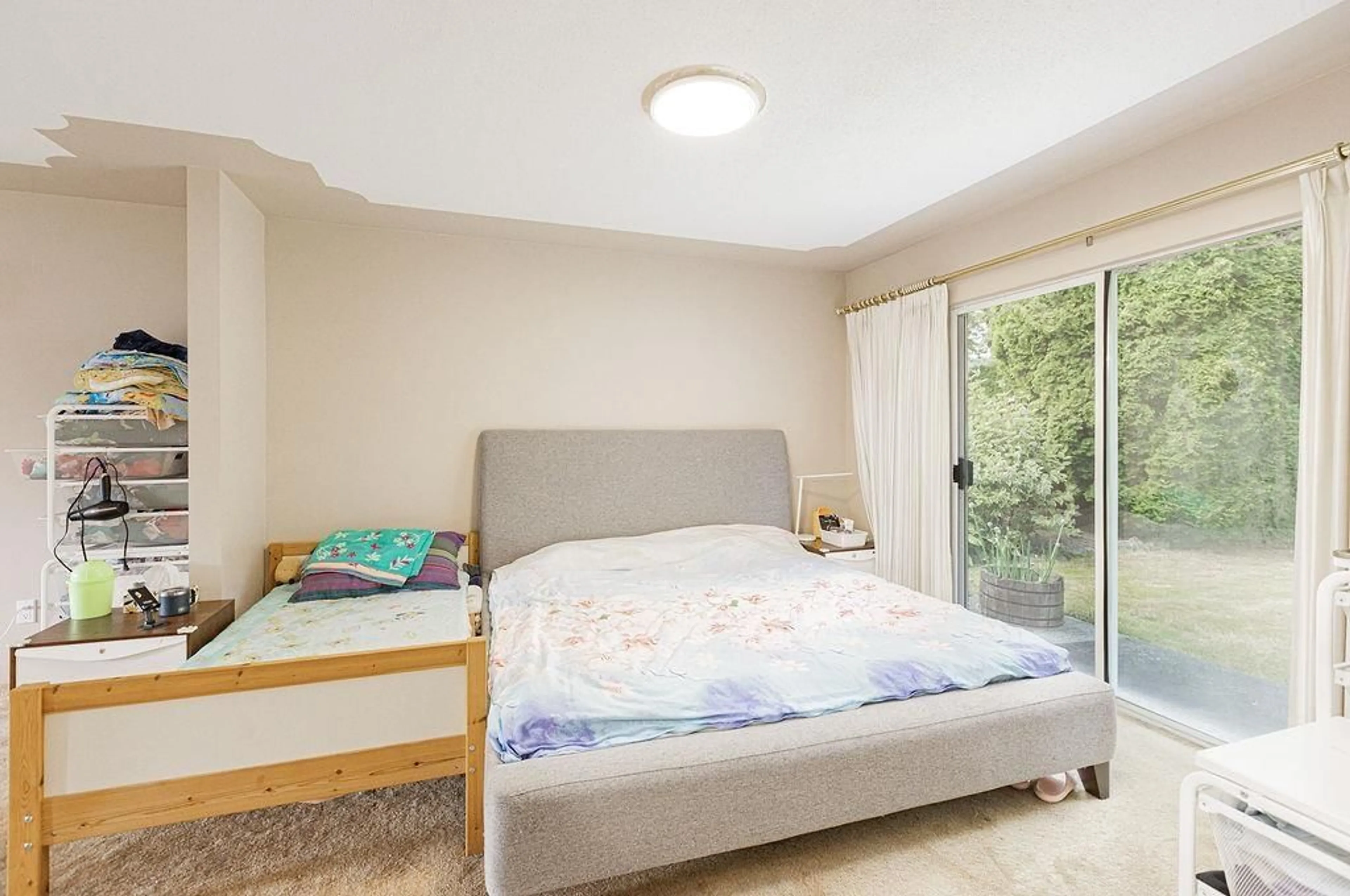 Bedroom with bed, unknown for 3373 196A, Langley British Columbia V3A7X1