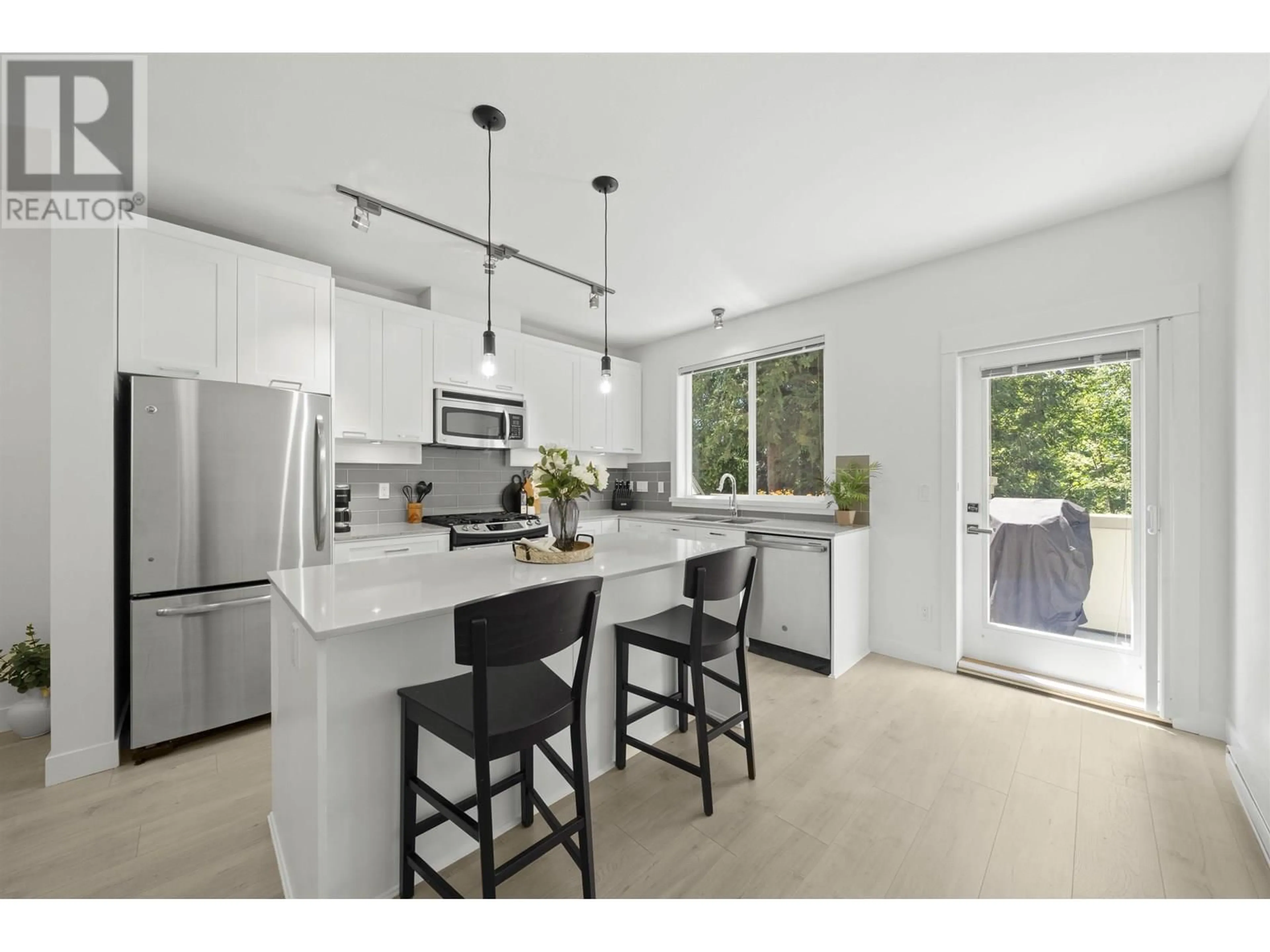 Open concept kitchen, unknown for 3 - 3395 GALLOWAY AVENUE, Coquitlam British Columbia V3E0H2
