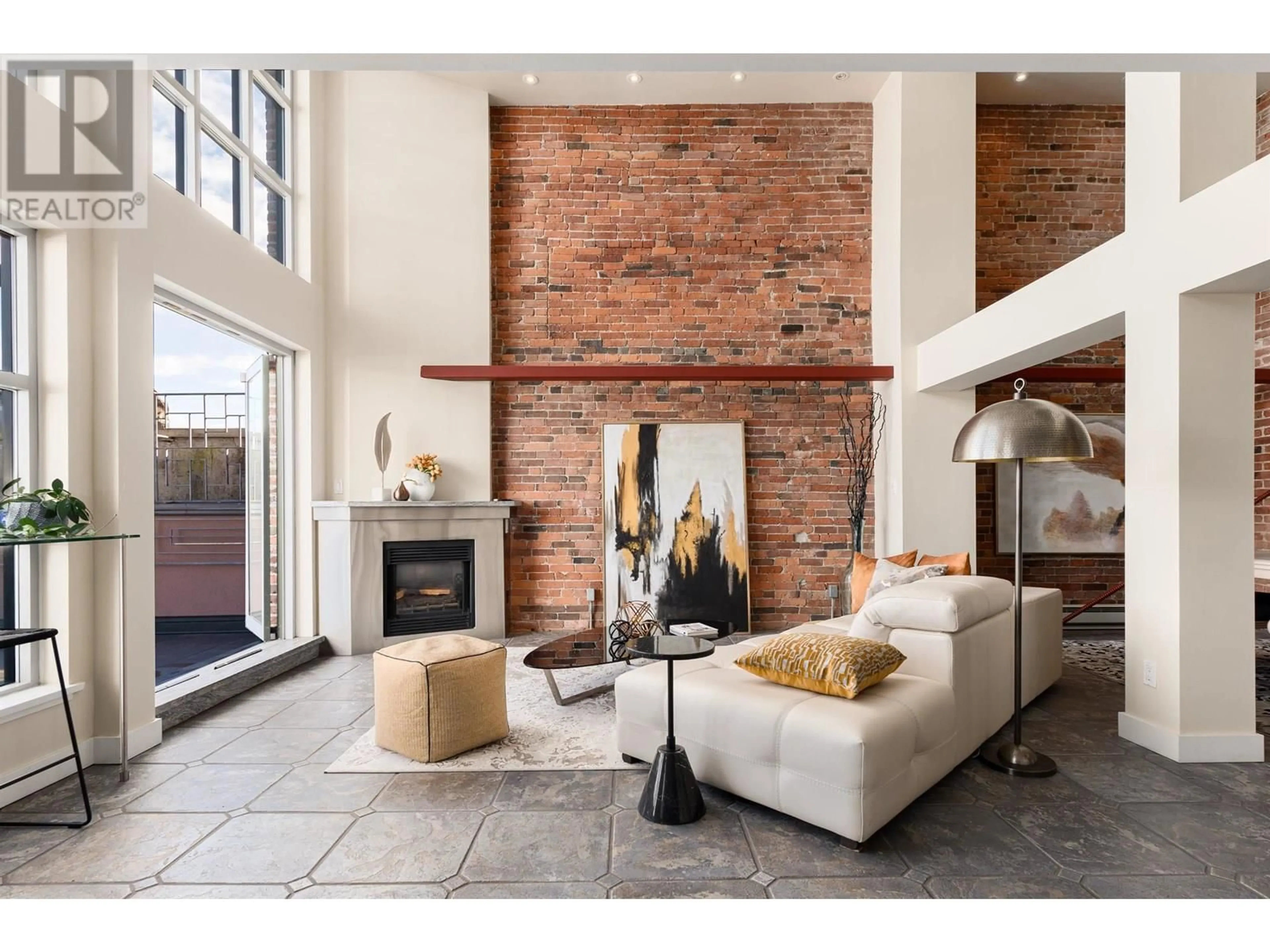 Living room with furniture, ceramic/tile floor for 302 - 141 WATER STREET, Vancouver British Columbia V6B1A7