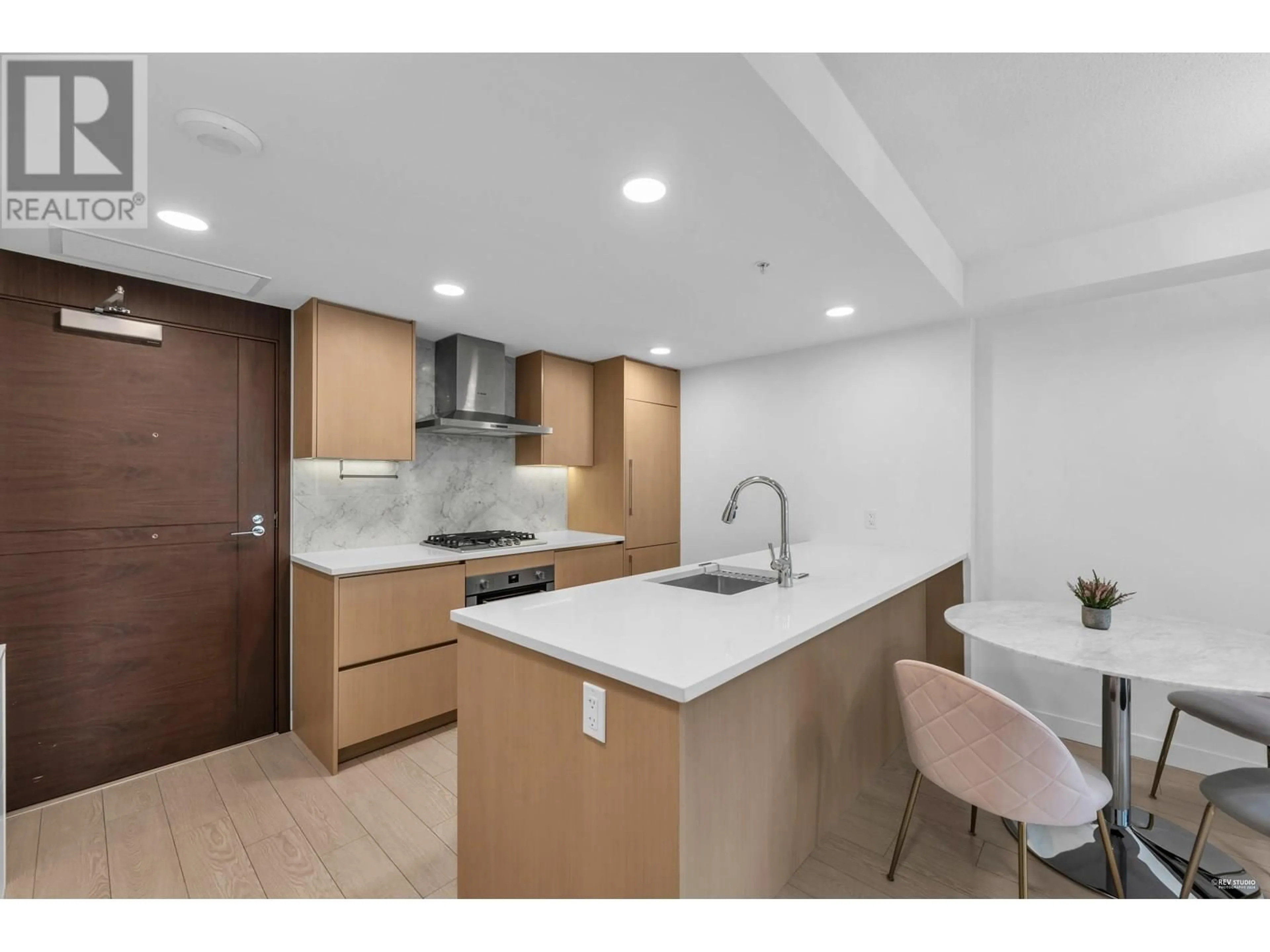 Standard kitchen, unknown for 882 - 3311 KETCHESON ROAD, Richmond British Columbia V6X0S4