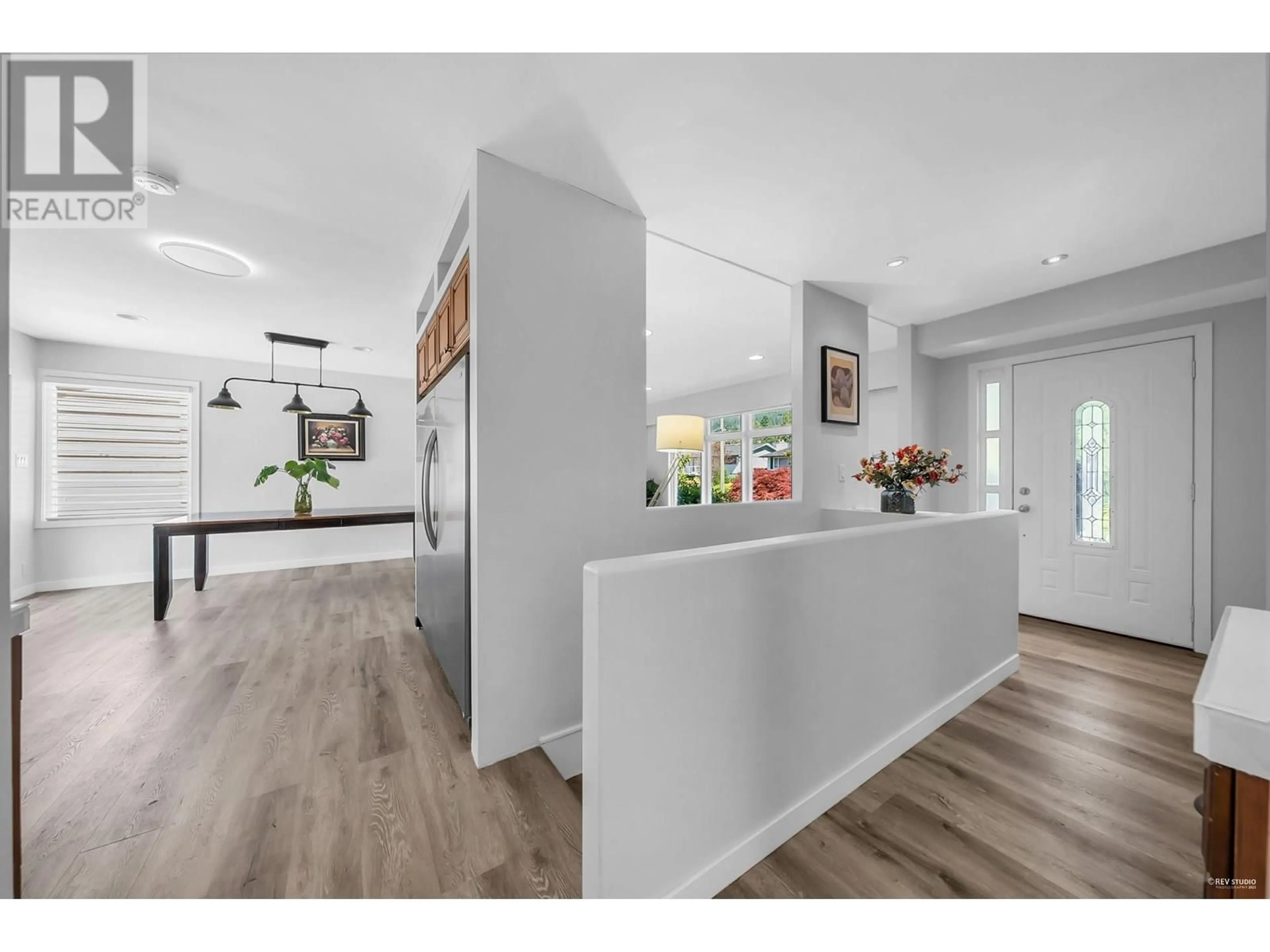 Open concept kitchen, unknown for 1126 KINGS AVENUE, West Vancouver British Columbia V7T2C3