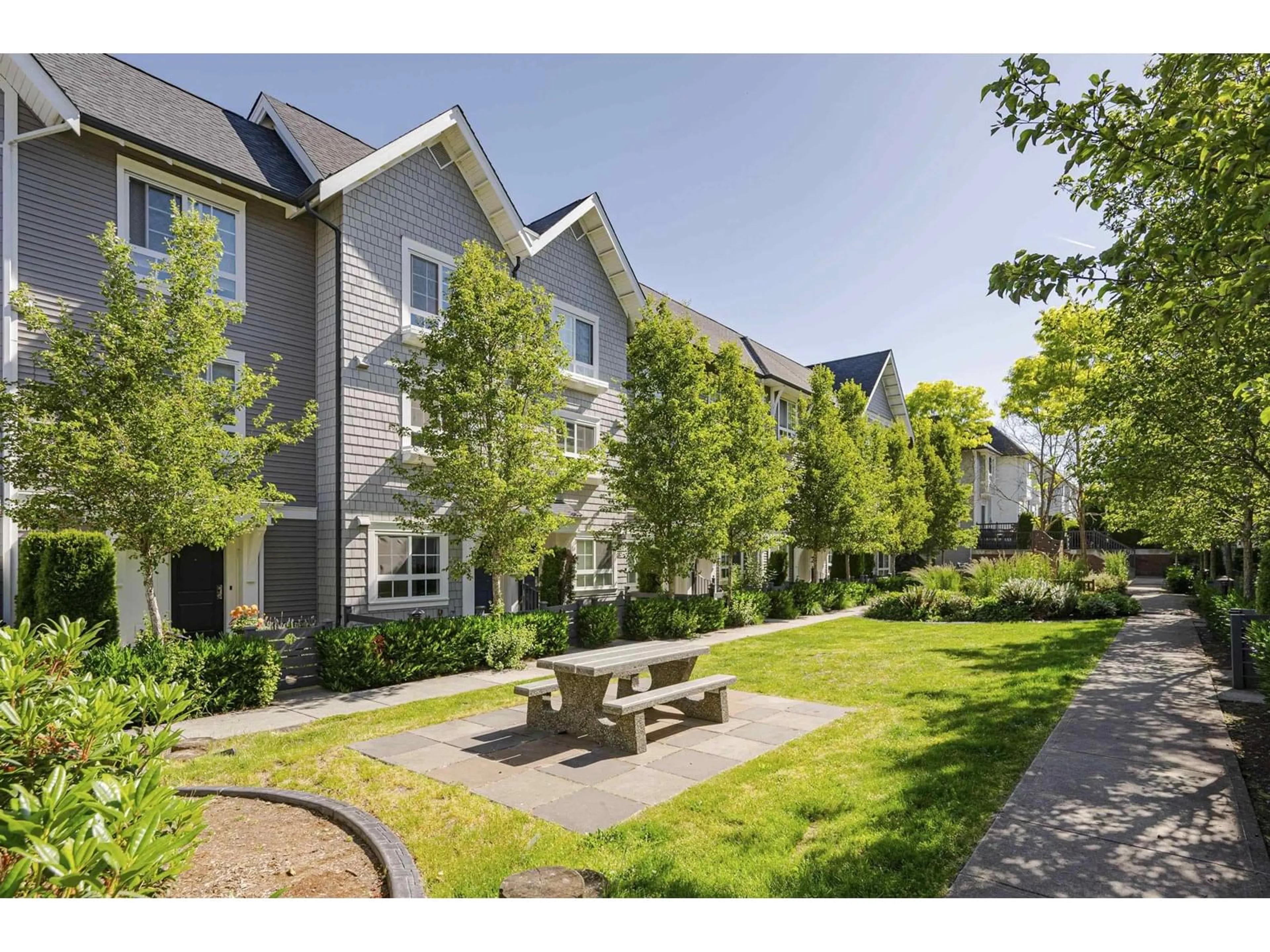 A pic from outside/outdoor area/front of a property/back of a property/a pic from drone, unknown for 58 - 8476 207A, Langley British Columbia V2Y0S6