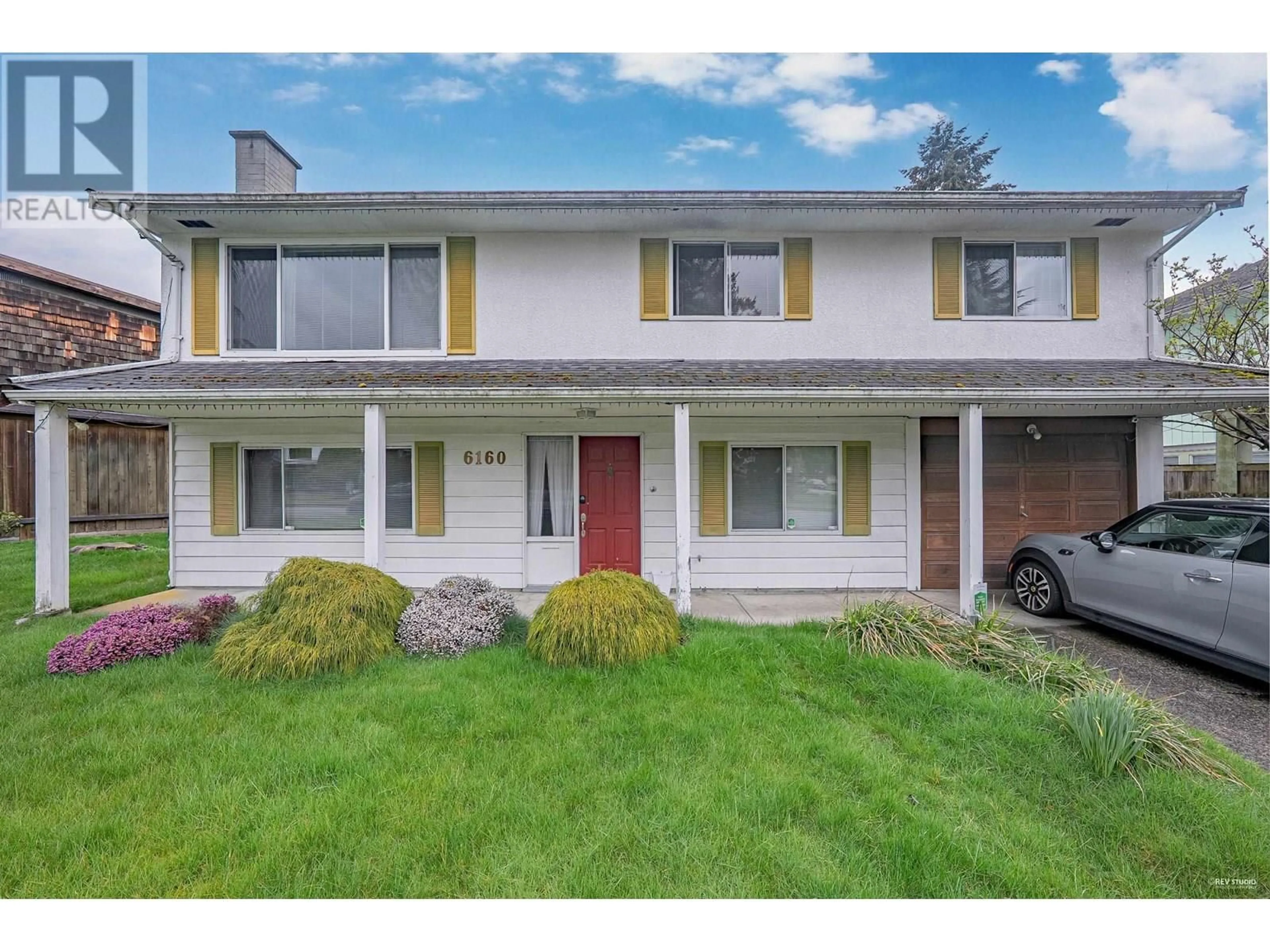 Home with vinyl exterior material, street for 6160 REDFERN CRESCENT, Richmond British Columbia V7C2V7