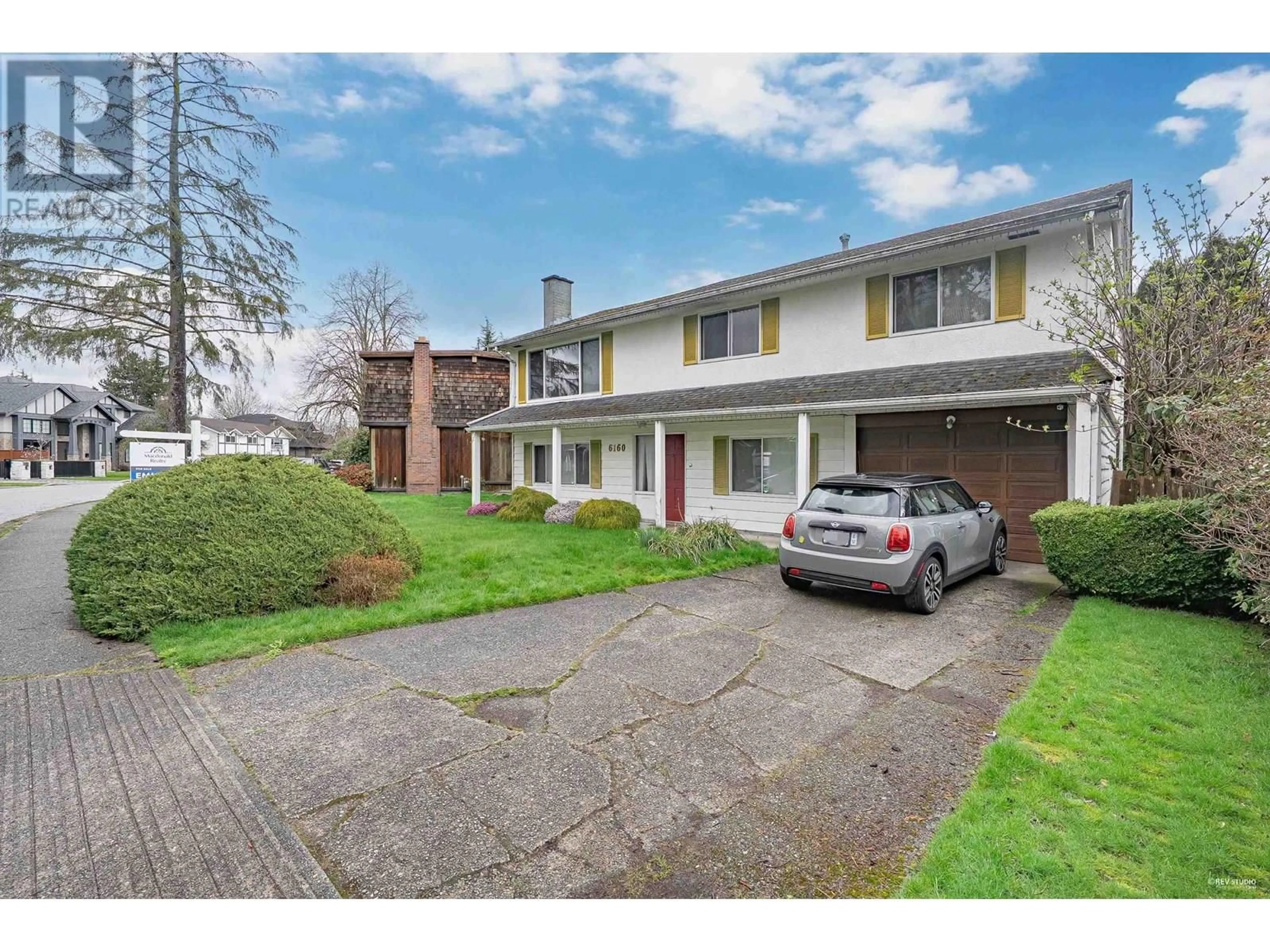A pic from outside/outdoor area/front of a property/back of a property/a pic from drone, street for 6160 REDFERN CRESCENT, Richmond British Columbia V7C2V7
