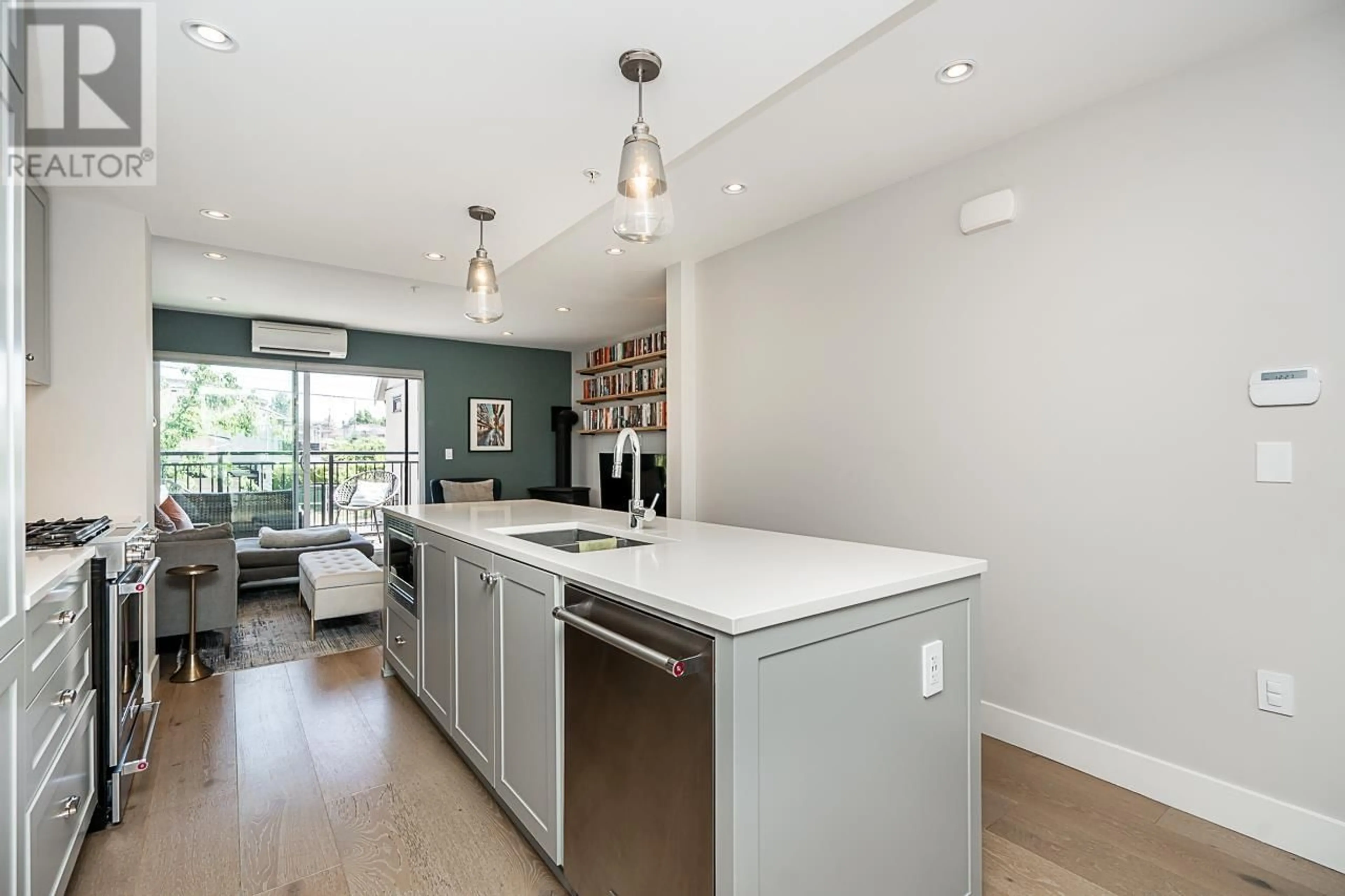 Open concept kitchen, unknown for 4320 KNIGHT STREET, Vancouver British Columbia V5N3M5