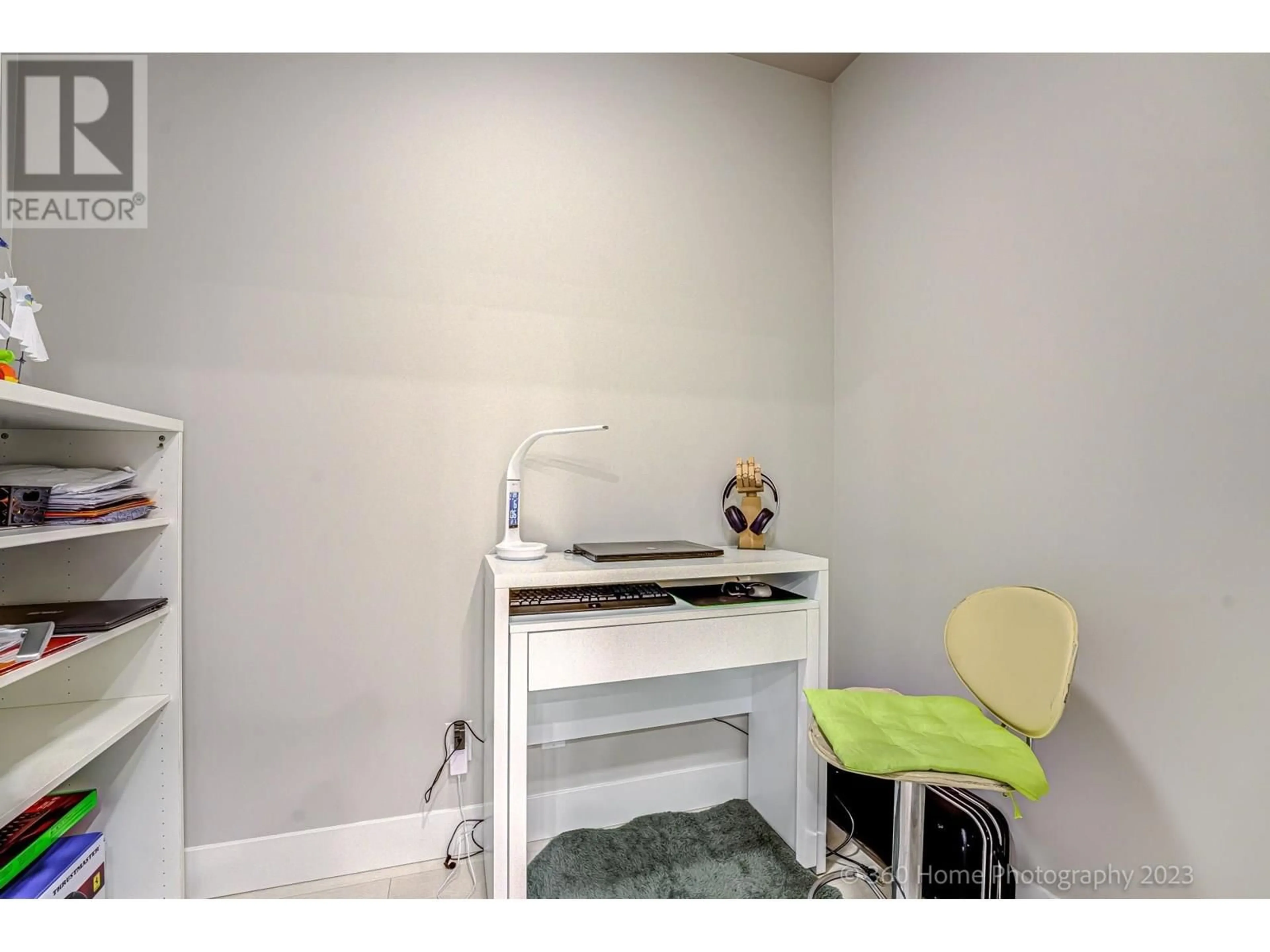 A pic of a room for 223 - 4690 HAWK LANE, Tsawwassen British Columbia V4M0C4
