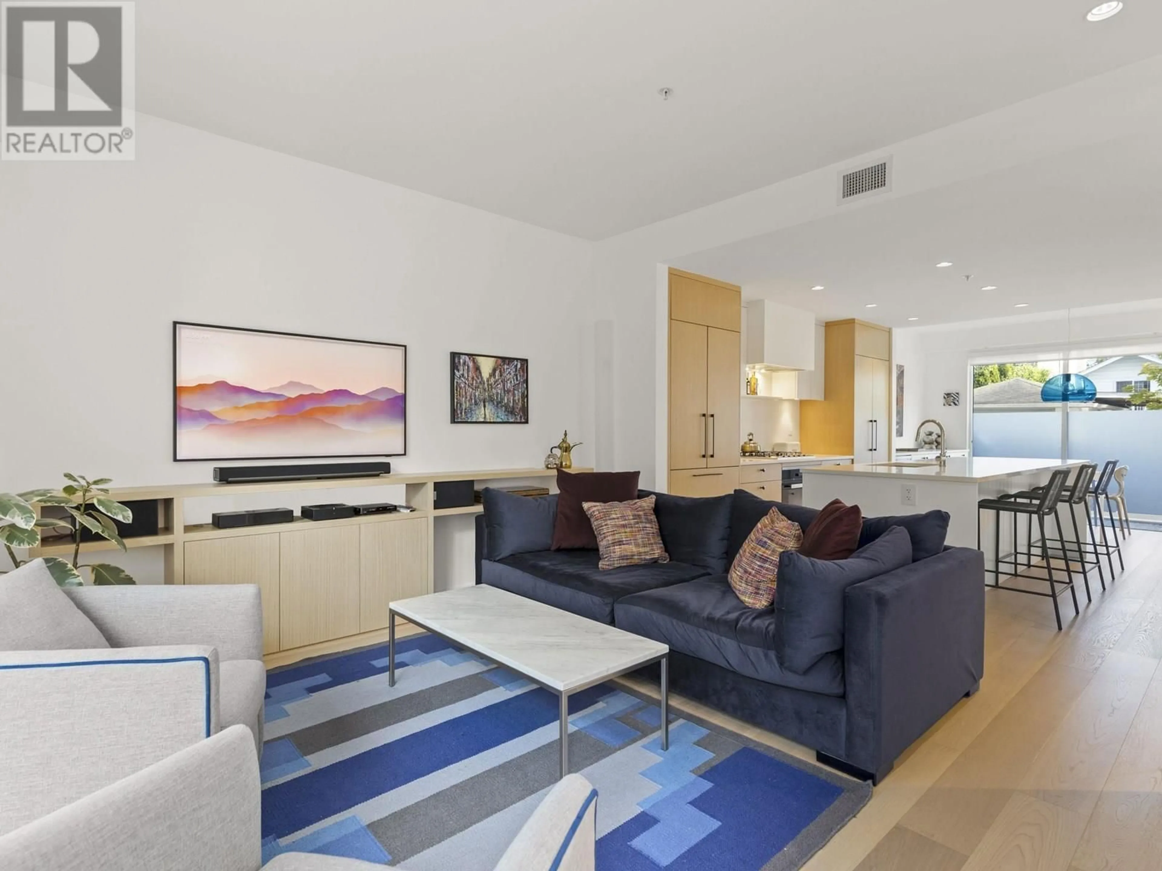 Living room with furniture, unknown for 35 - 92 KING EDWARD AVENUE, Vancouver British Columbia V5Y0N6