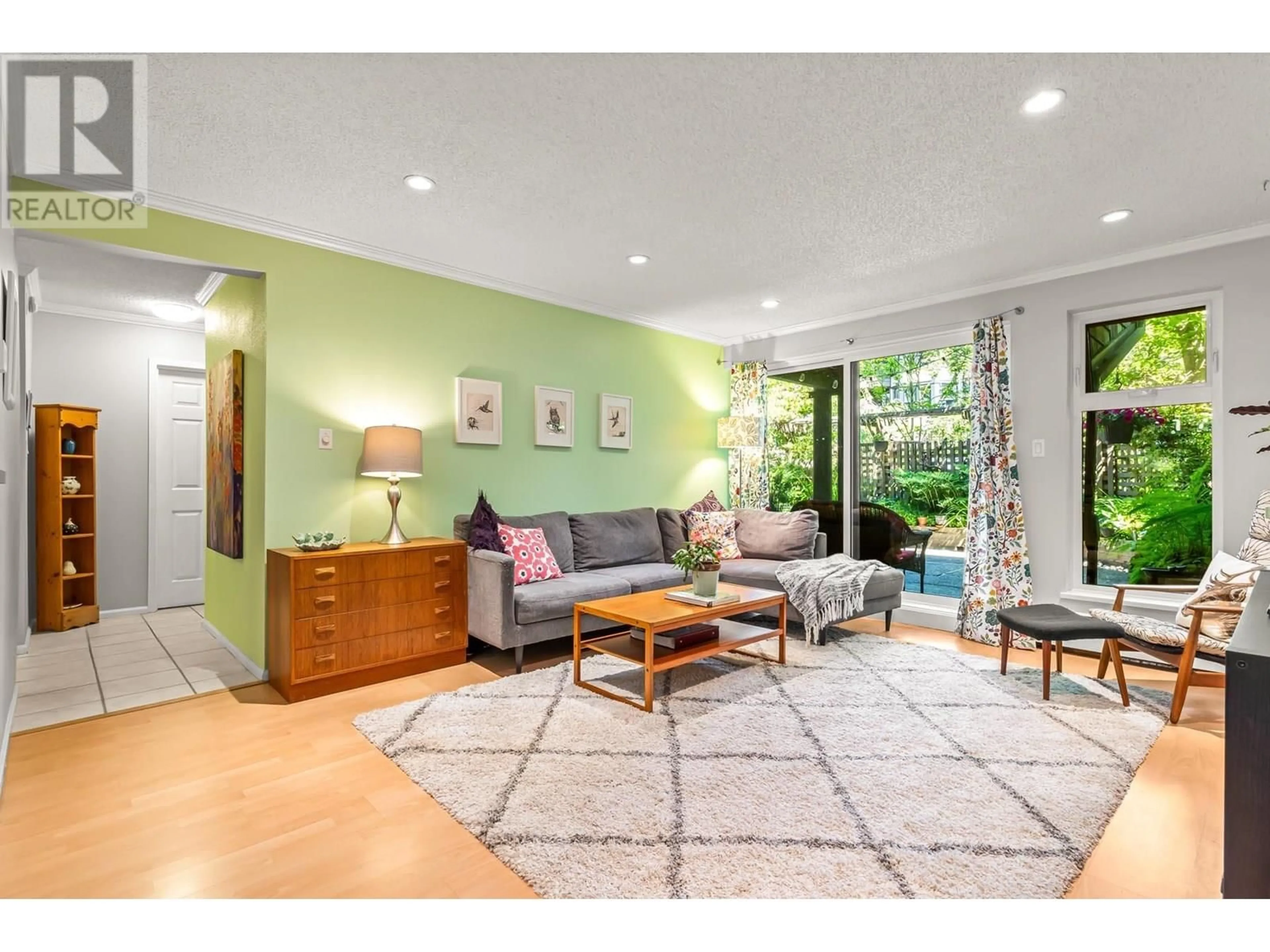 Living room with furniture, unknown for 223 - 7055 WILMA STREET, Burnaby British Columbia V5E4B1