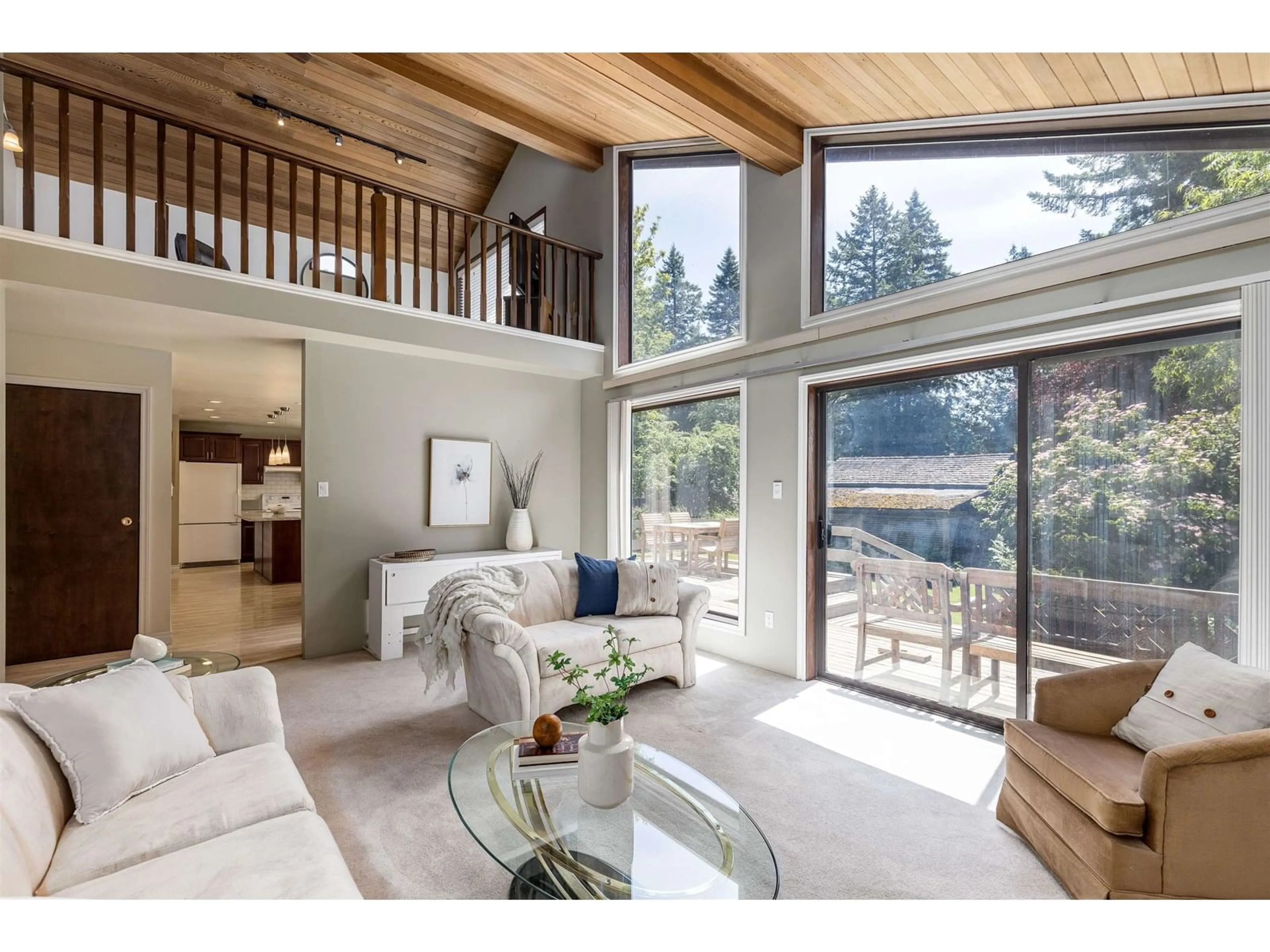 Living room with furniture, wood/laminate floor for 20232 37A, Langley British Columbia V3A2T1