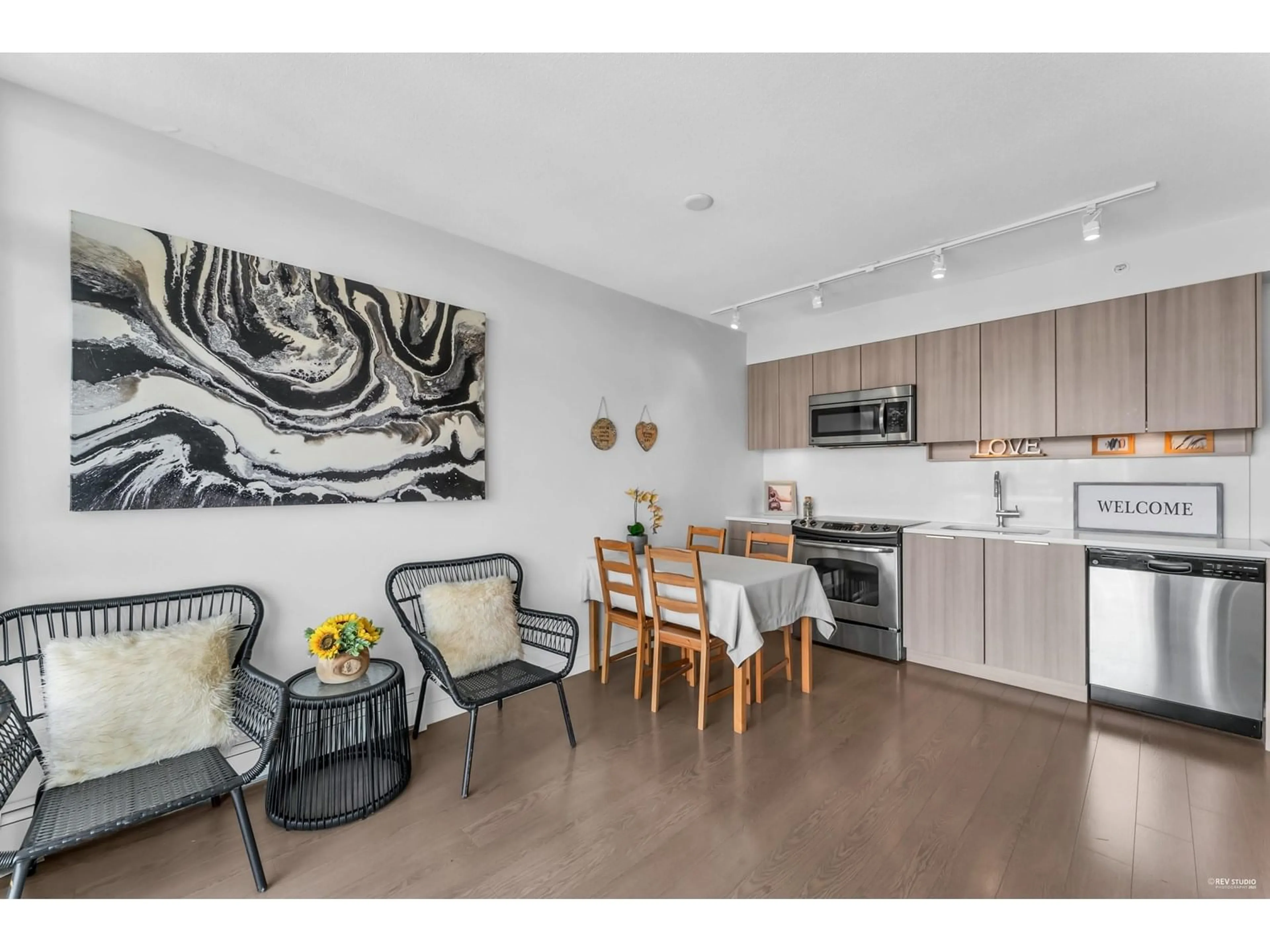 Open concept kitchen, unknown for 2602 - 13308 CENTRAL, Surrey British Columbia V3T0M4