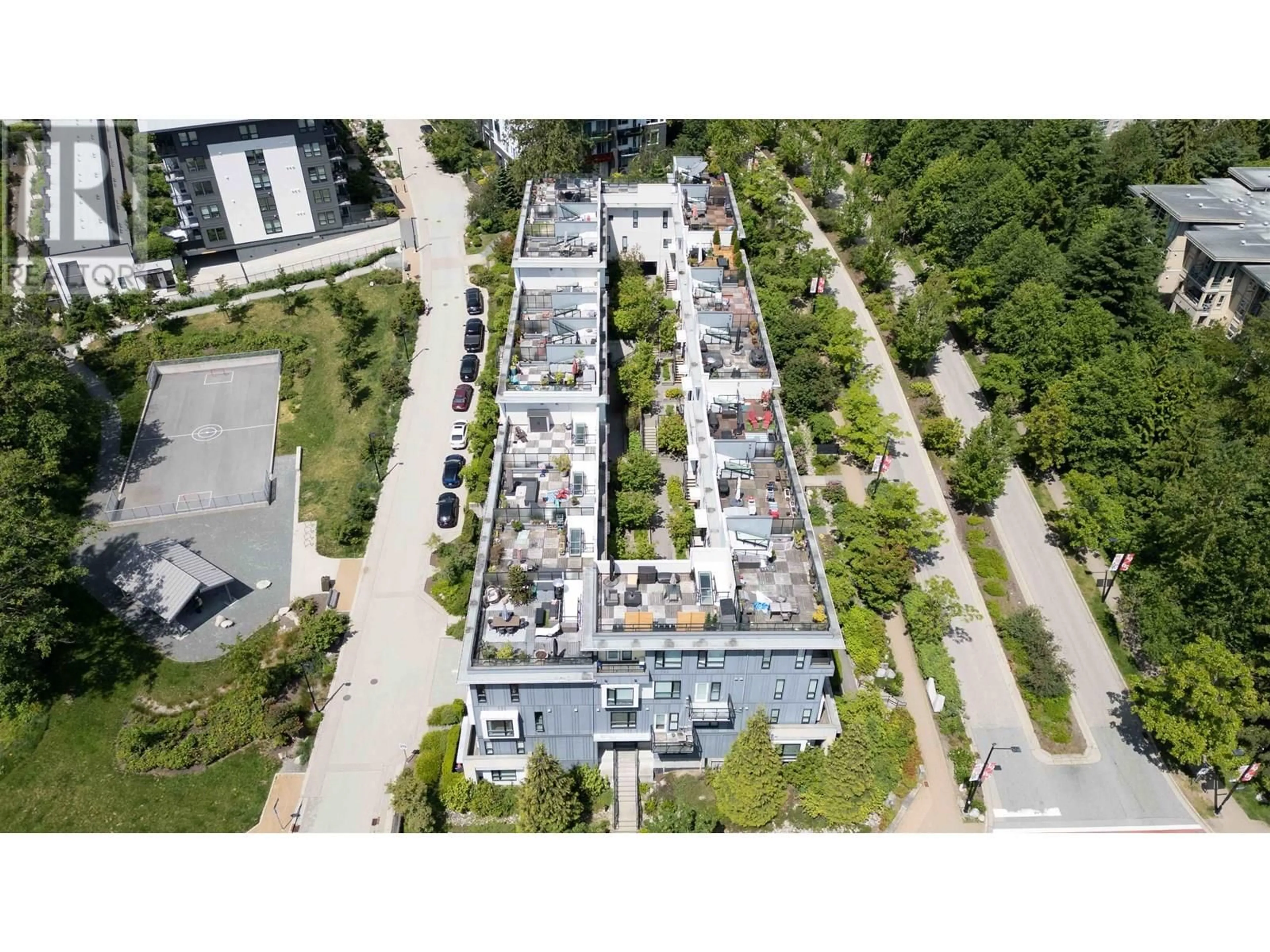 A pic from outside/outdoor area/front of a property/back of a property/a pic from drone, street for 405 - 9350 UNIVERSITY HIGH STREET, Burnaby British Columbia V5A0B6