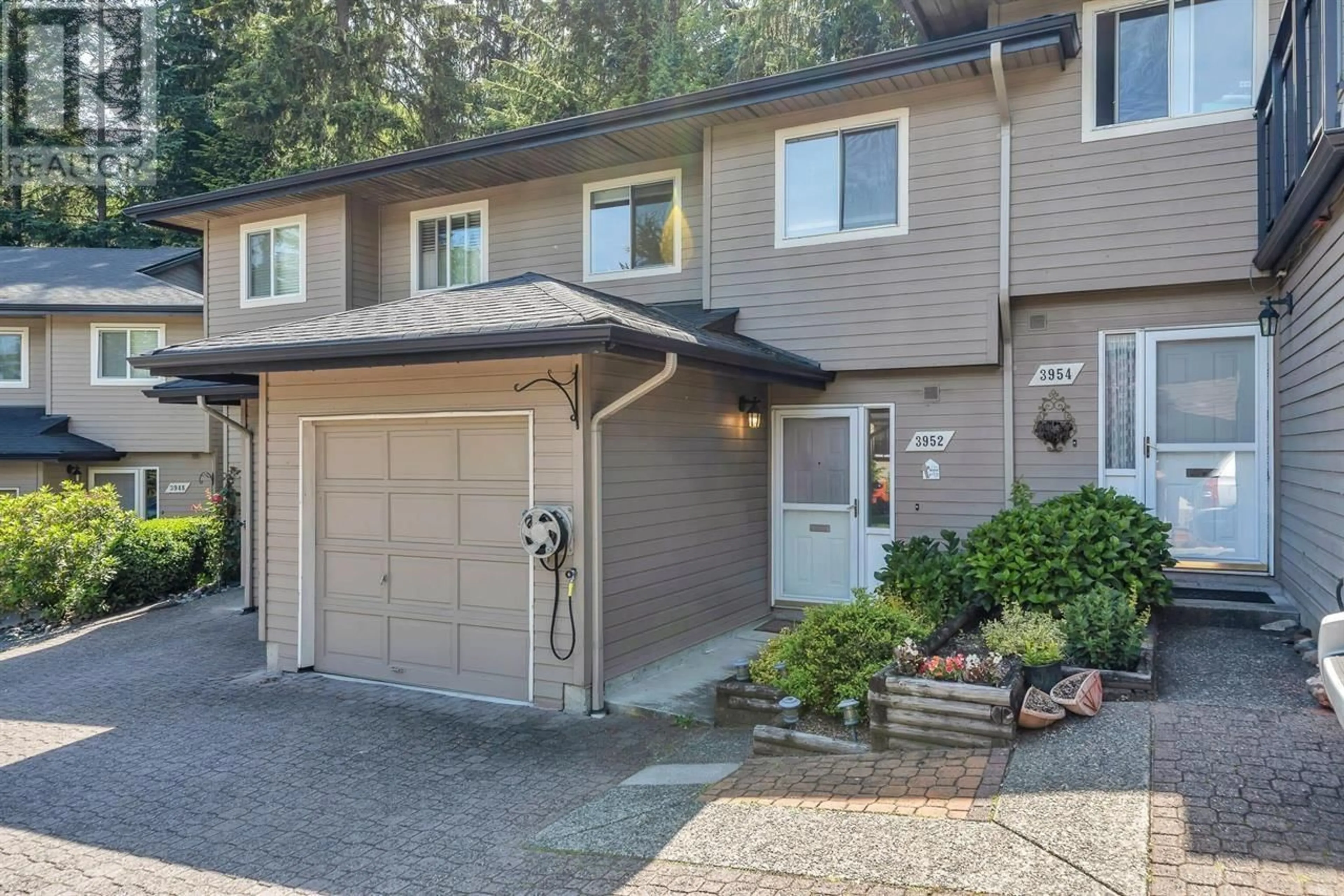 Home with vinyl exterior material, street for 3952 INDIAN RIVER DRIVE, North Vancouver British Columbia V7G2G9