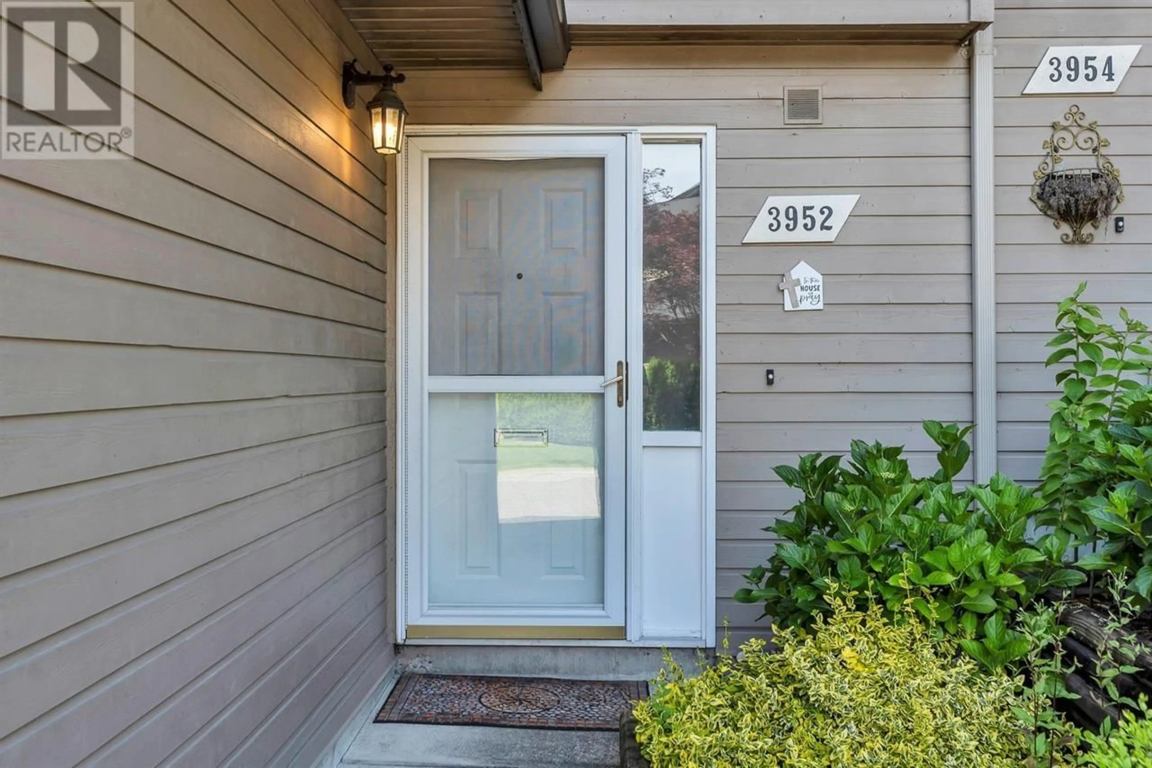 Home with vinyl exterior material, street for 3952 INDIAN RIVER DRIVE, North Vancouver British Columbia V7G2G9