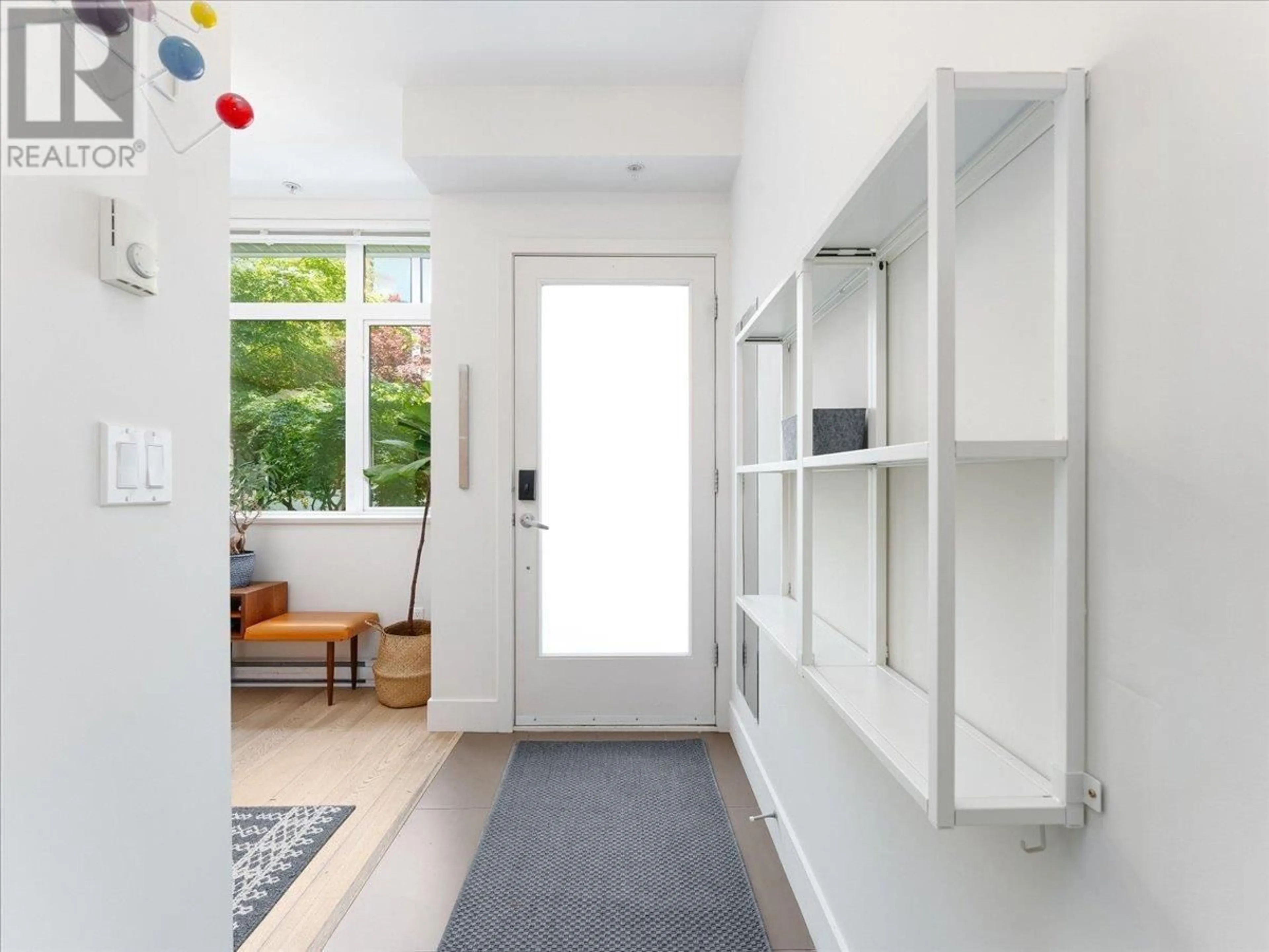 Indoor entryway for 2953 WALL STREET, Vancouver British Columbia V5K0A6