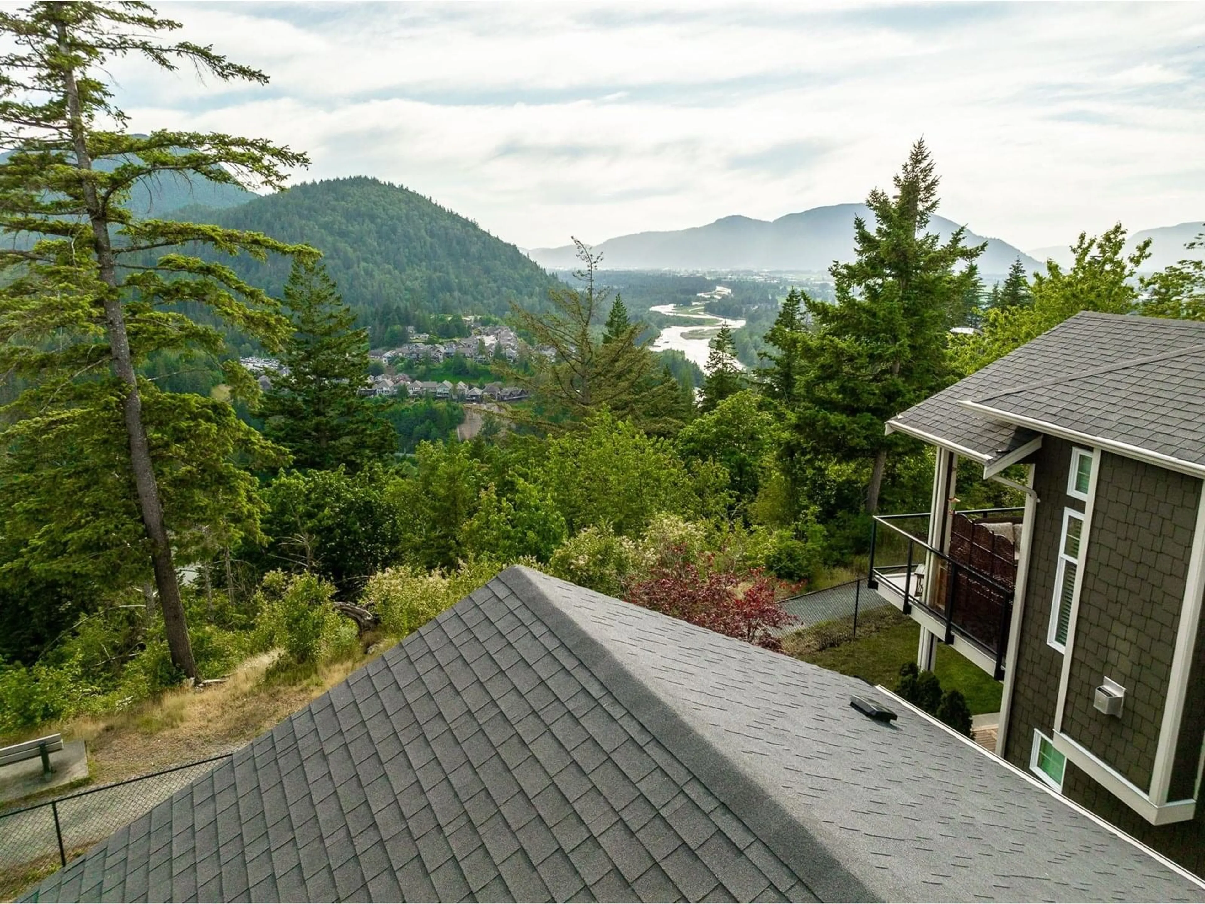 A pic from outside/outdoor area/front of a property/back of a property/a pic from drone, mountain view for 3 - 5144 DHALIWAL PLACE, Chilliwack British Columbia V2R0W8