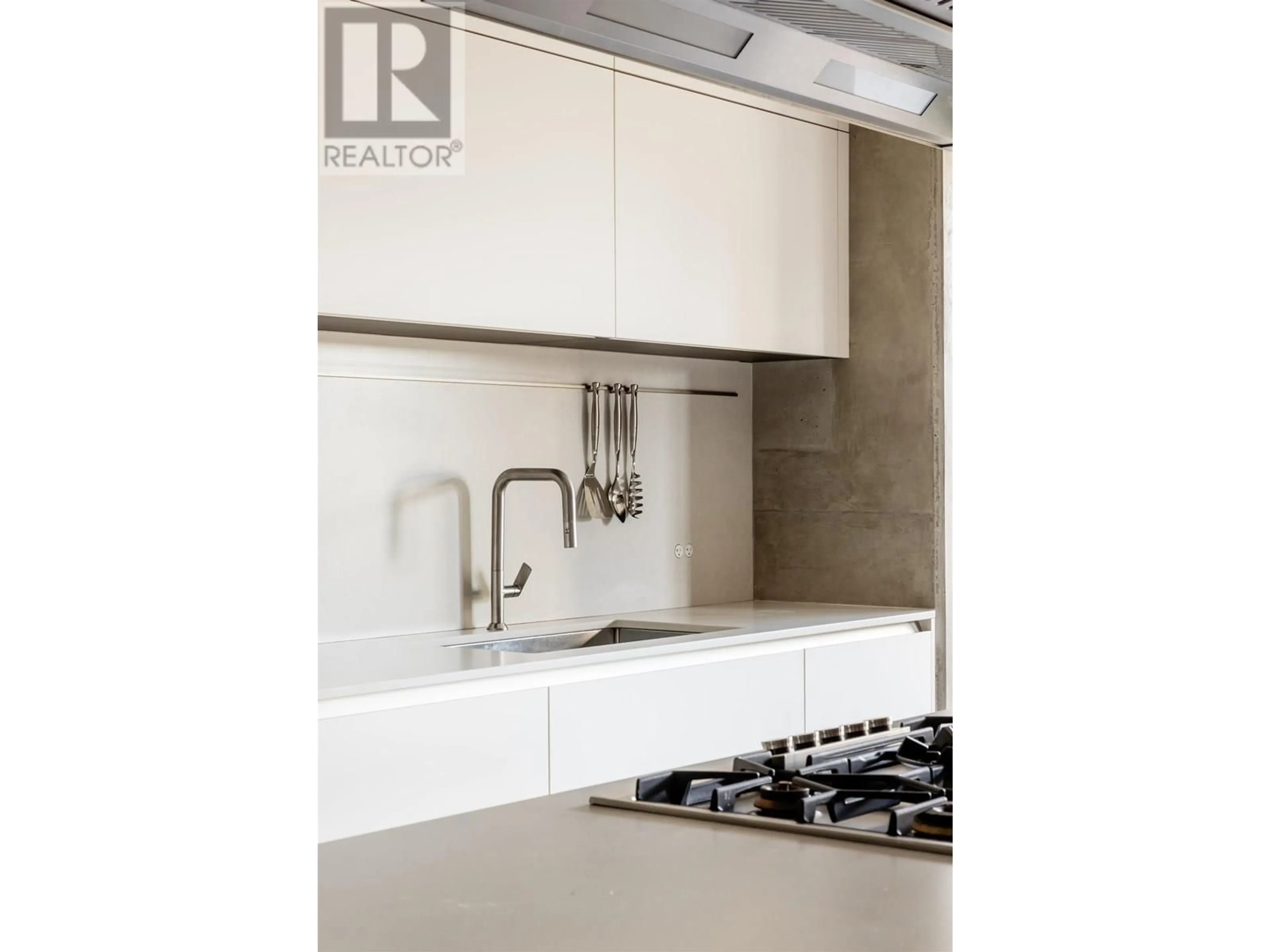 Contemporary kitchen, unknown for SPH504 - 1180 HOMER STREET, Vancouver British Columbia V6B2X6
